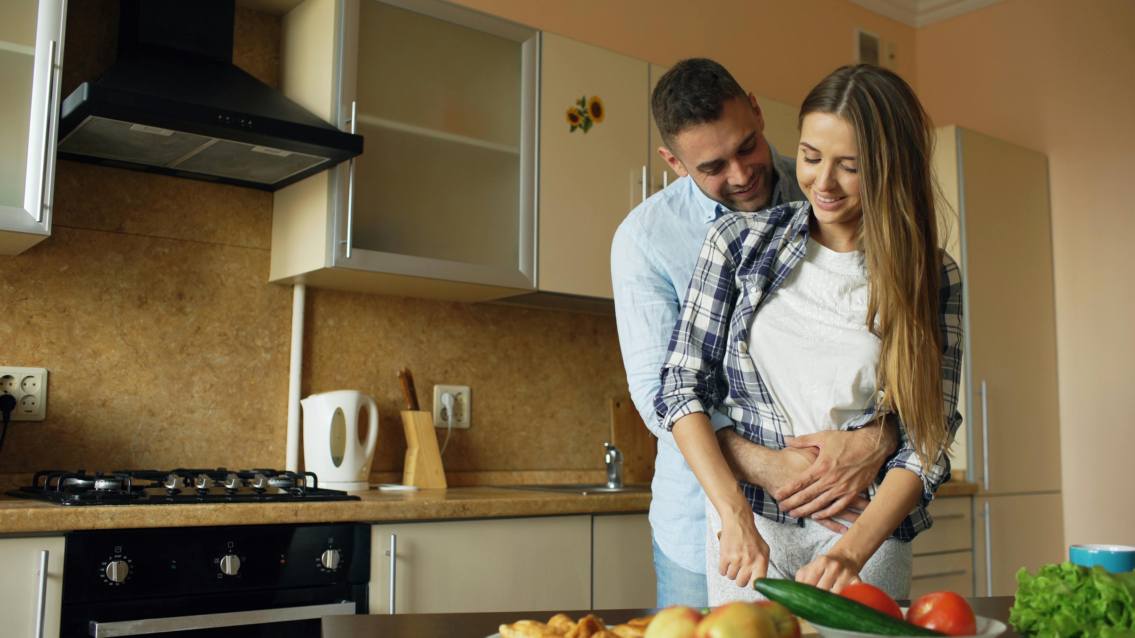 home cooking healthy eating — Photo by Vitaly Gariev on Pexels