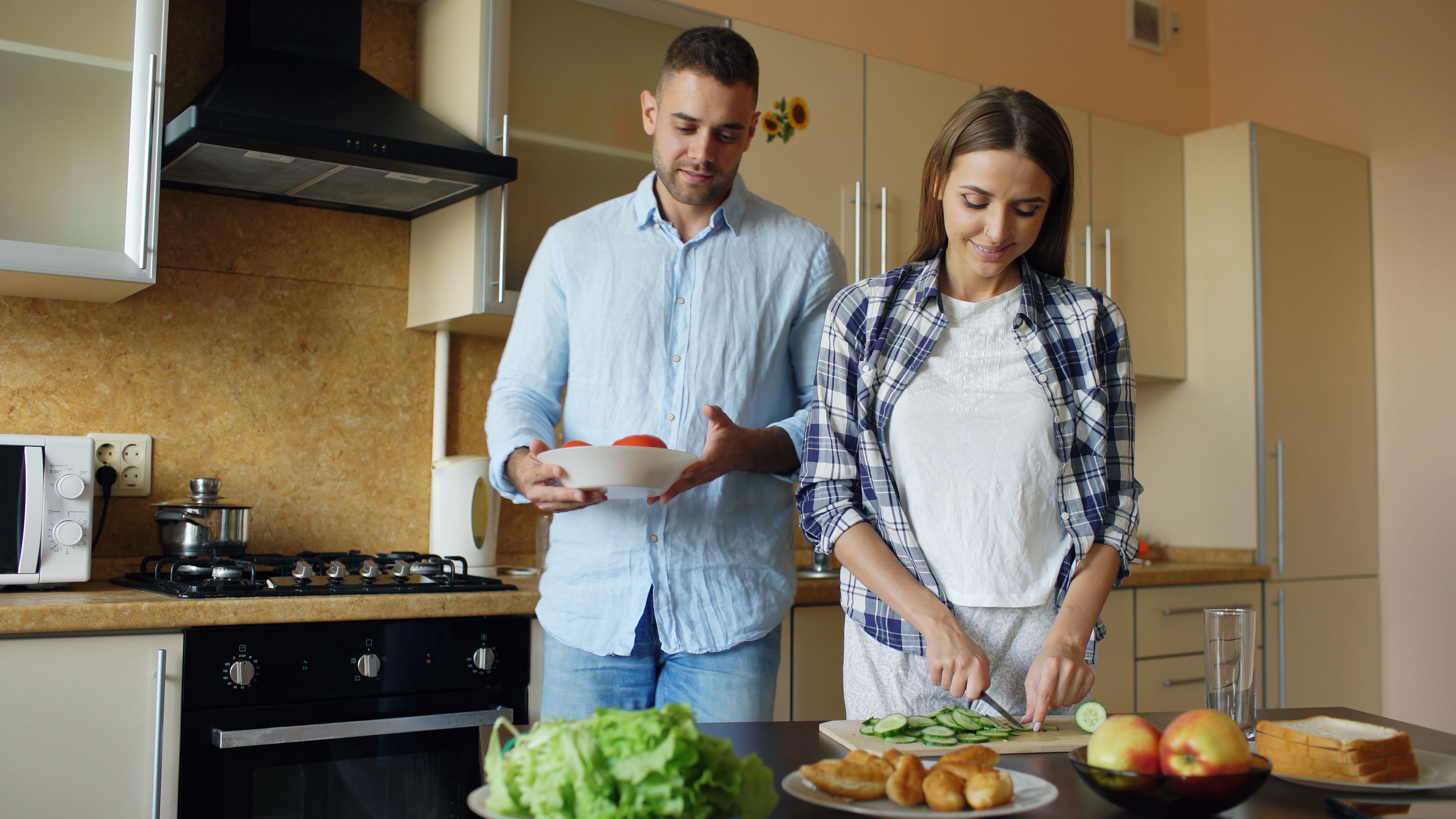 Column: Kitchen hacks that actually work, mostly — Photo by Vitaly Gariev on Pexels