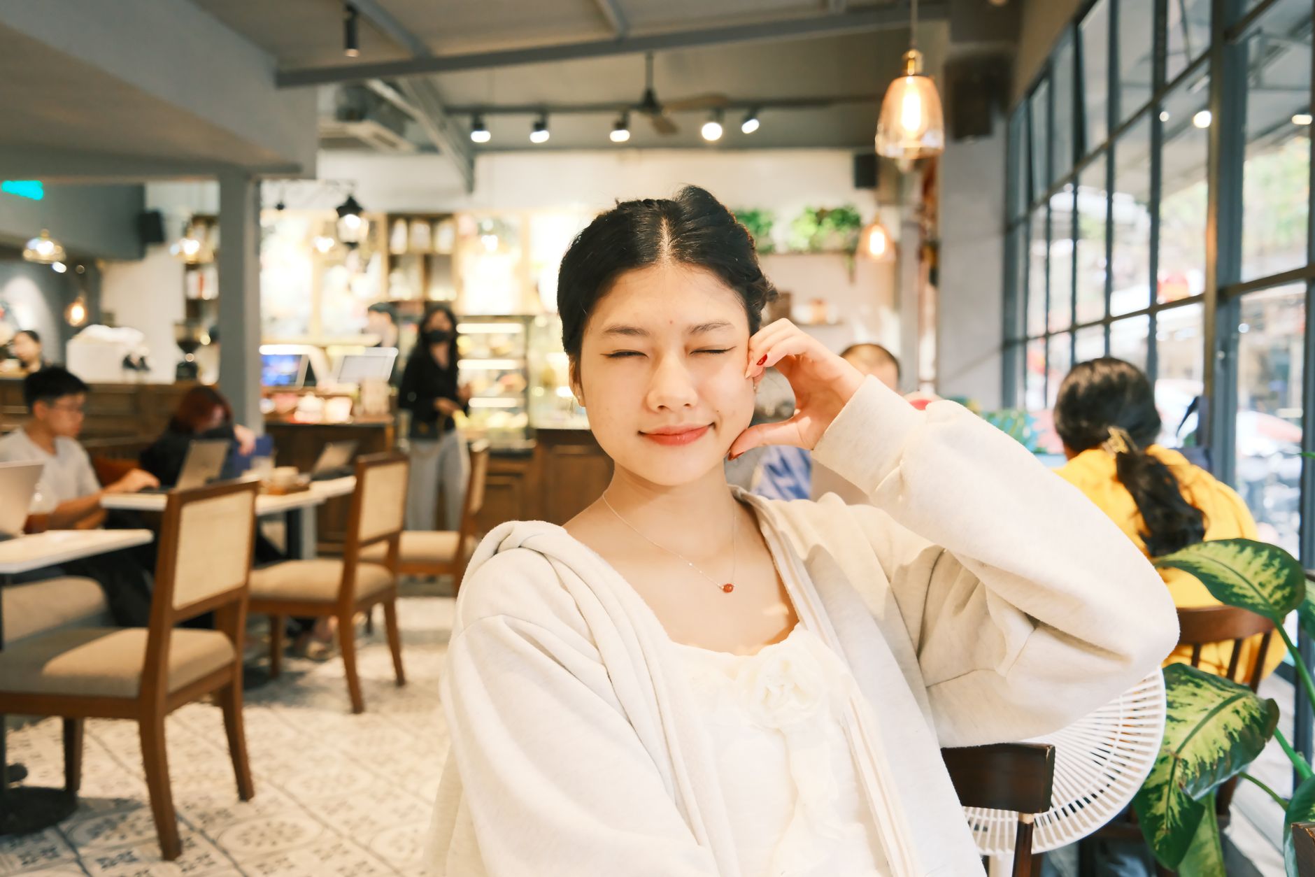 Dành thời gian nghỉ ngơi để tái tạo năng lượng cho cả tinh thần và thể chất.