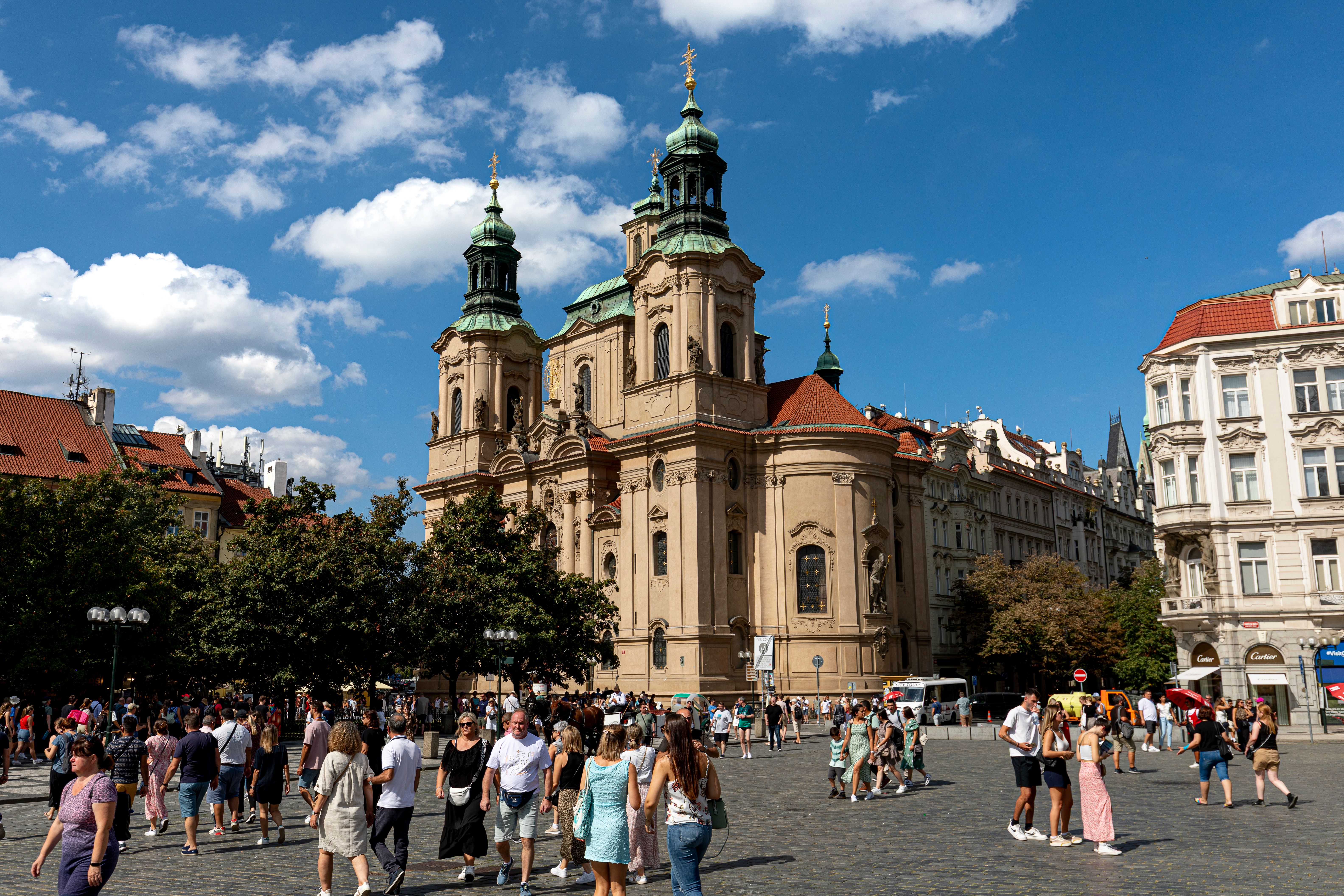 Praga — República Tcheca: o coração medieval da Europa Central Centro histórico de Praga República Tcheca Ponte Carlos viagem turismo 2026