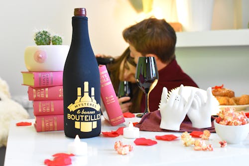 Fotos de stock gratuitas de amantes, amor, botella de vino