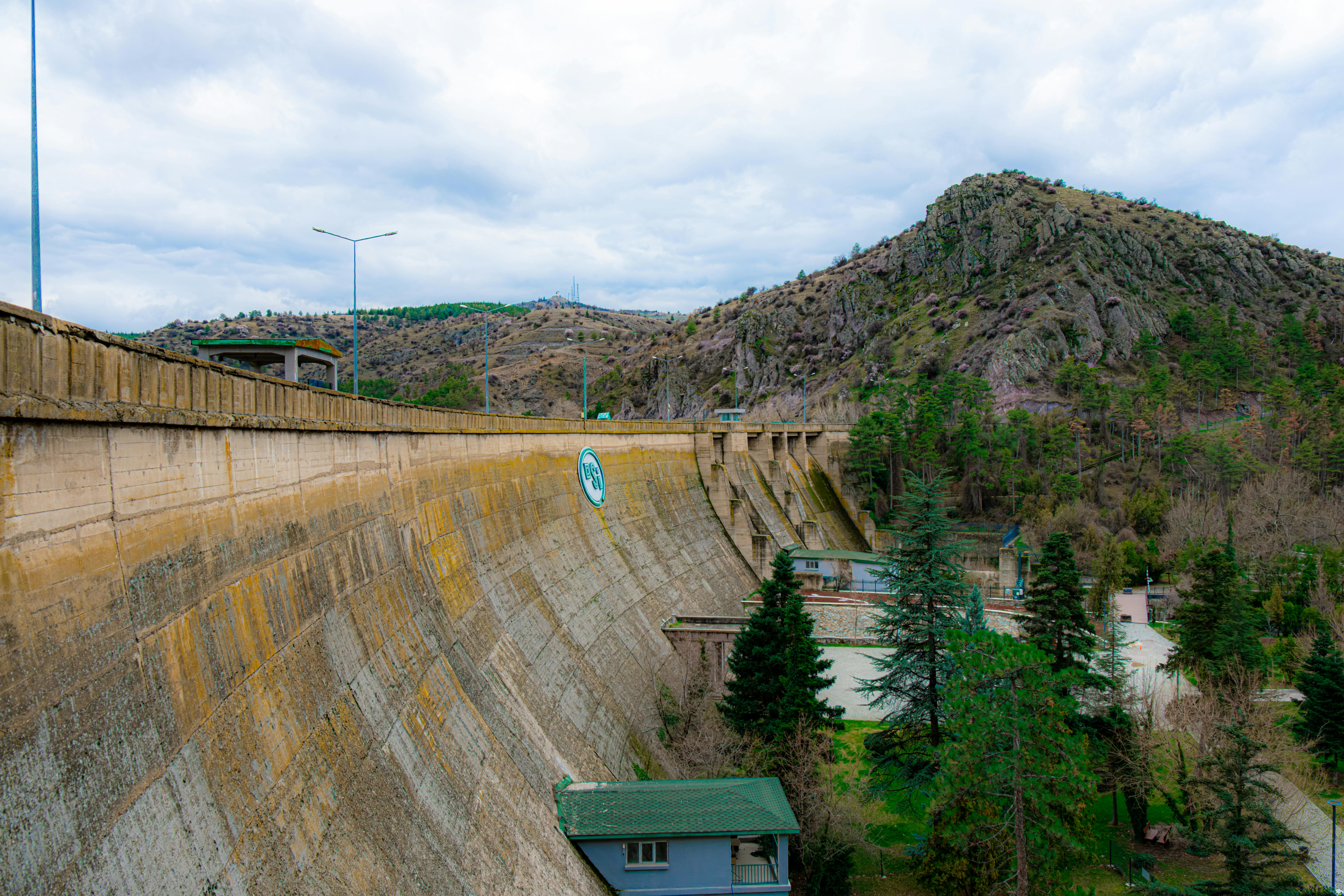 Ethiopia doubles power capacity to 9,752 MW as electricity access