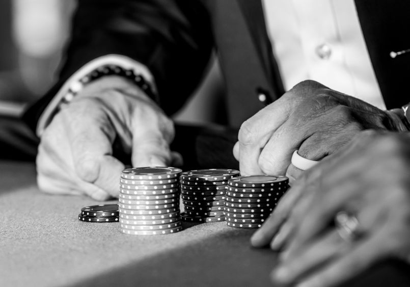 Online Casino: Spielautomaten und Live-Spiele im Überblick