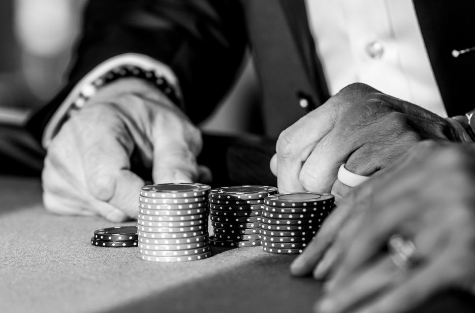 Online Casino: Spielautomaten und Live-Spiele im Überblick