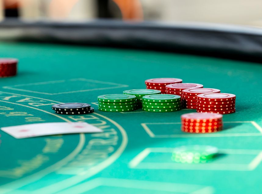 Online Casino: Spielautomaten und Live-Spiele im Überblick