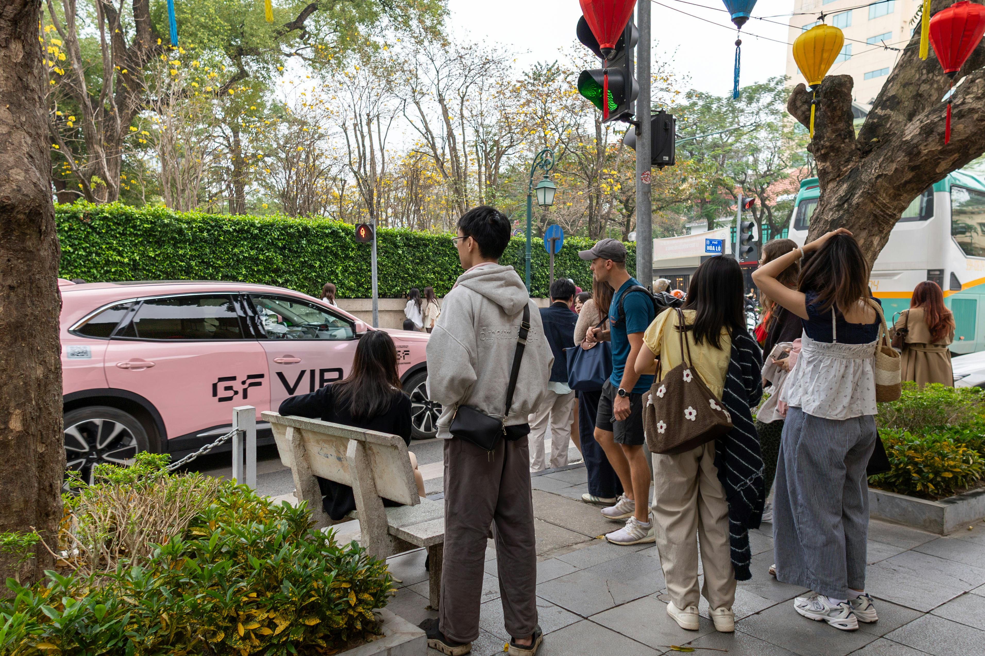How Guident is making autonomous vehicles safer with multi-network TaaS — Photo by Hồng Quang Official on Pexels