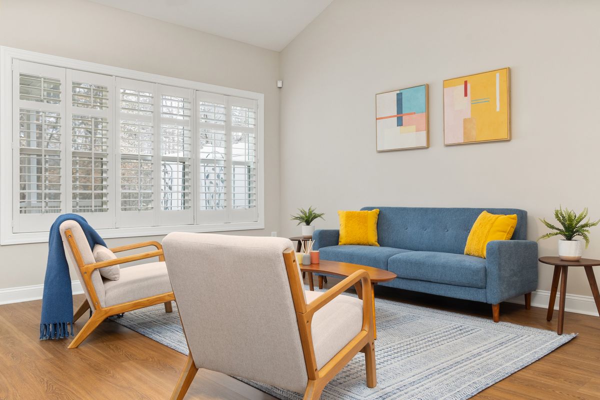 What Modern Living Room Decor Really Feels Like in UK Homes