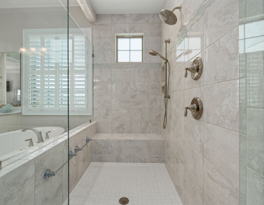 Custom shower remodeling in La Quinta CA