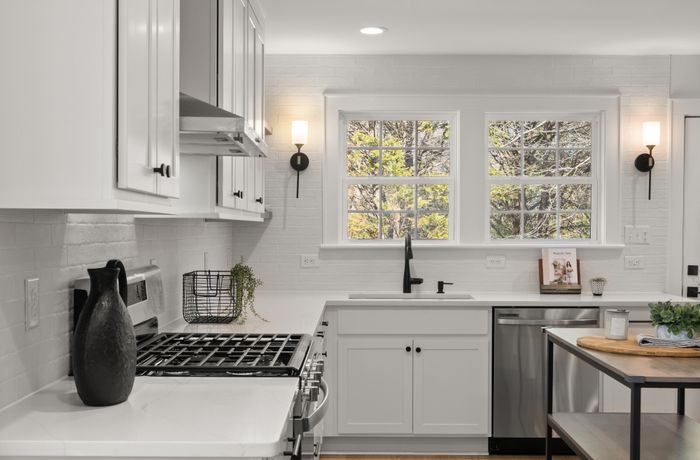 Kitchen renovation Hawaiian Gardens 90716 subway tile