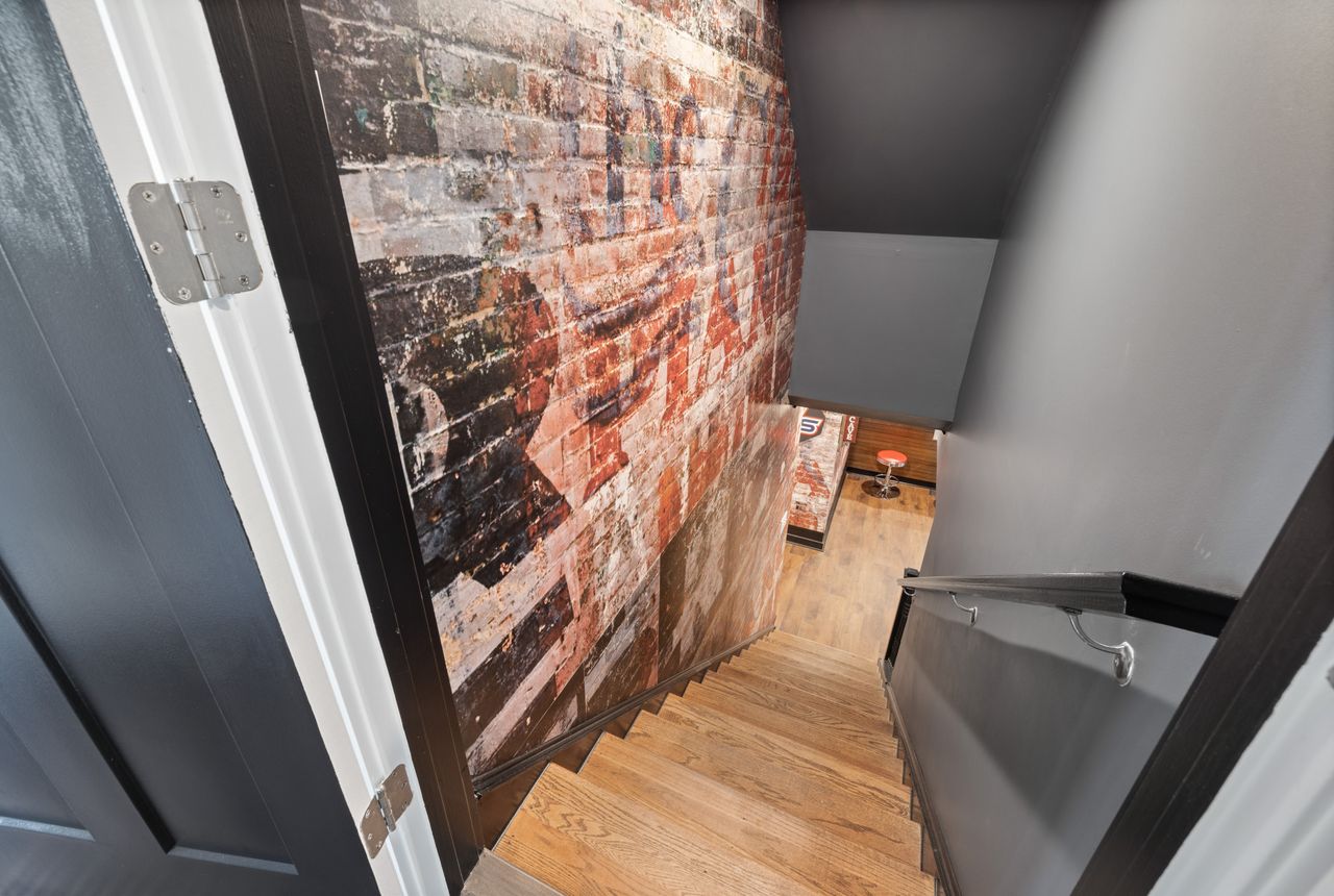 Flat & apartment removals Bankfoot — removals work in progress