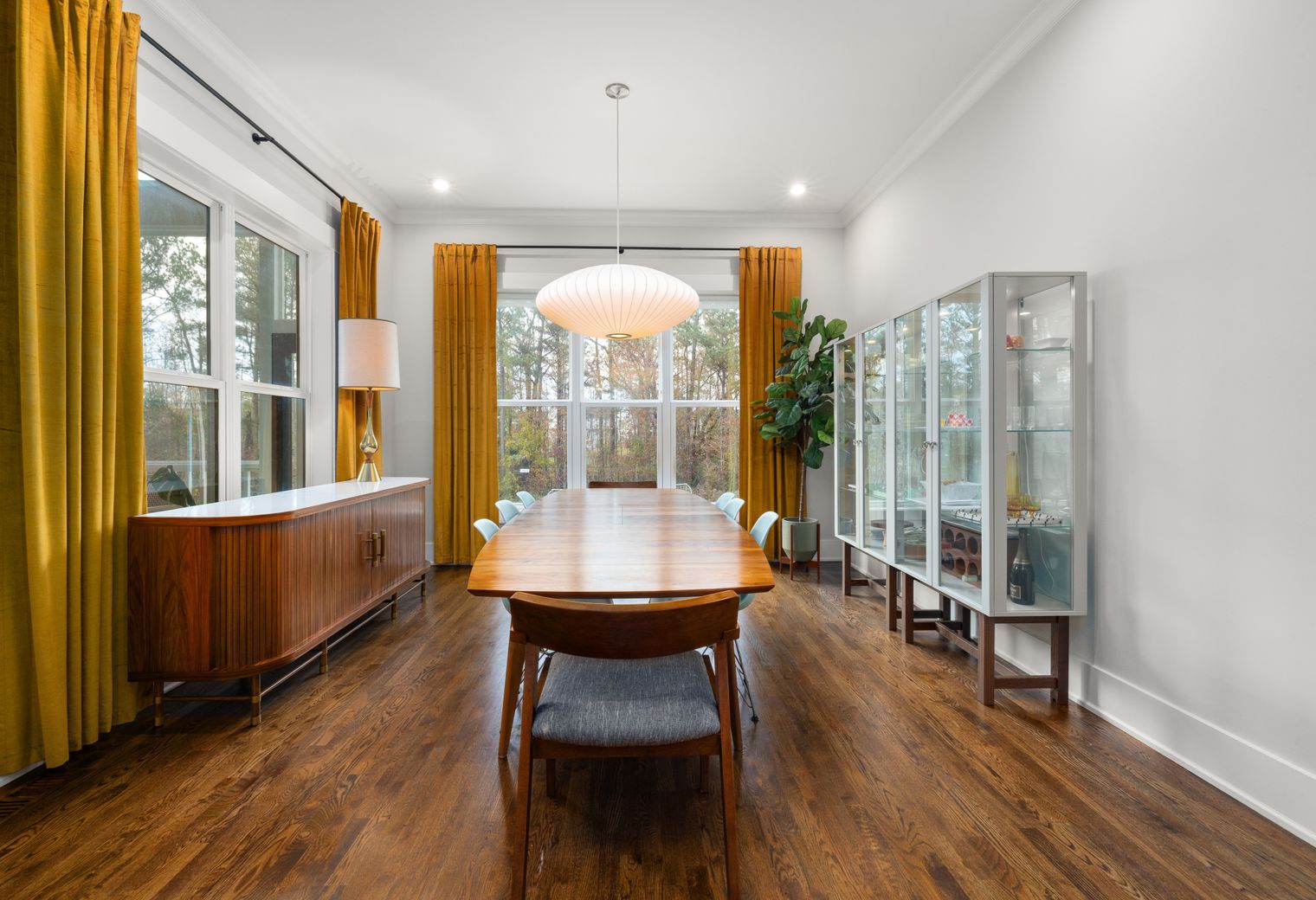 Abermule — professional movers carrying furniture on a house move