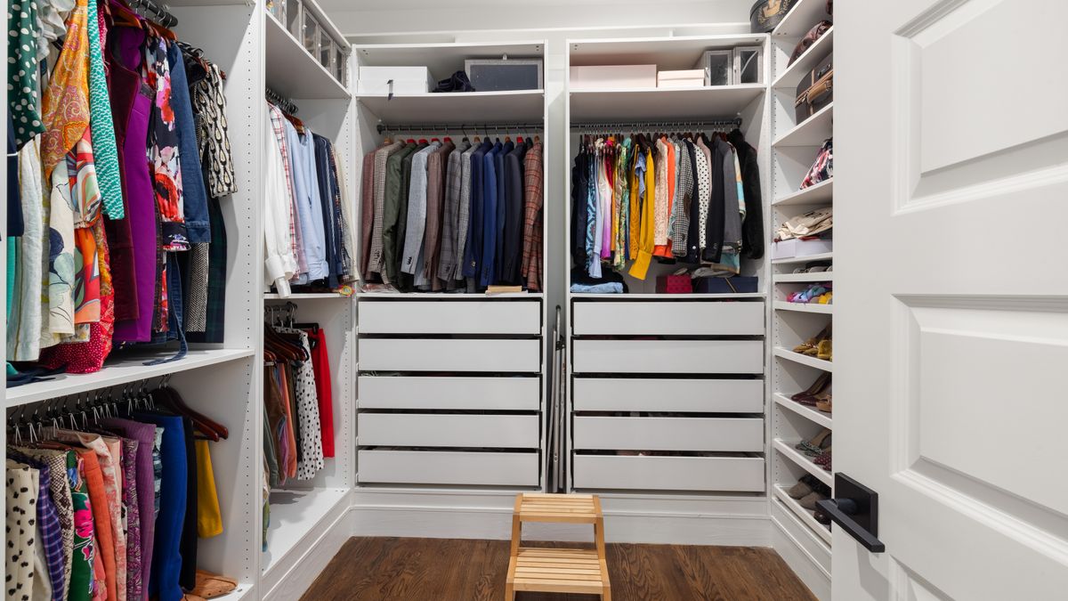 Comment organiser son dressing pour lété 2026 - illustration