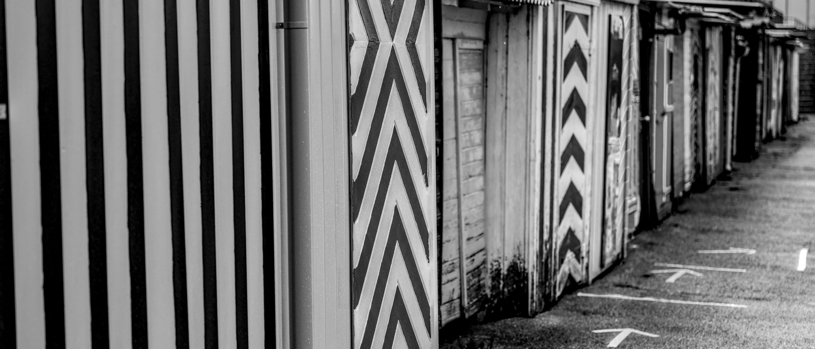 Fence and Decking Painting in Upminster Bridge — woodwork brushed to a crisp, smooth line