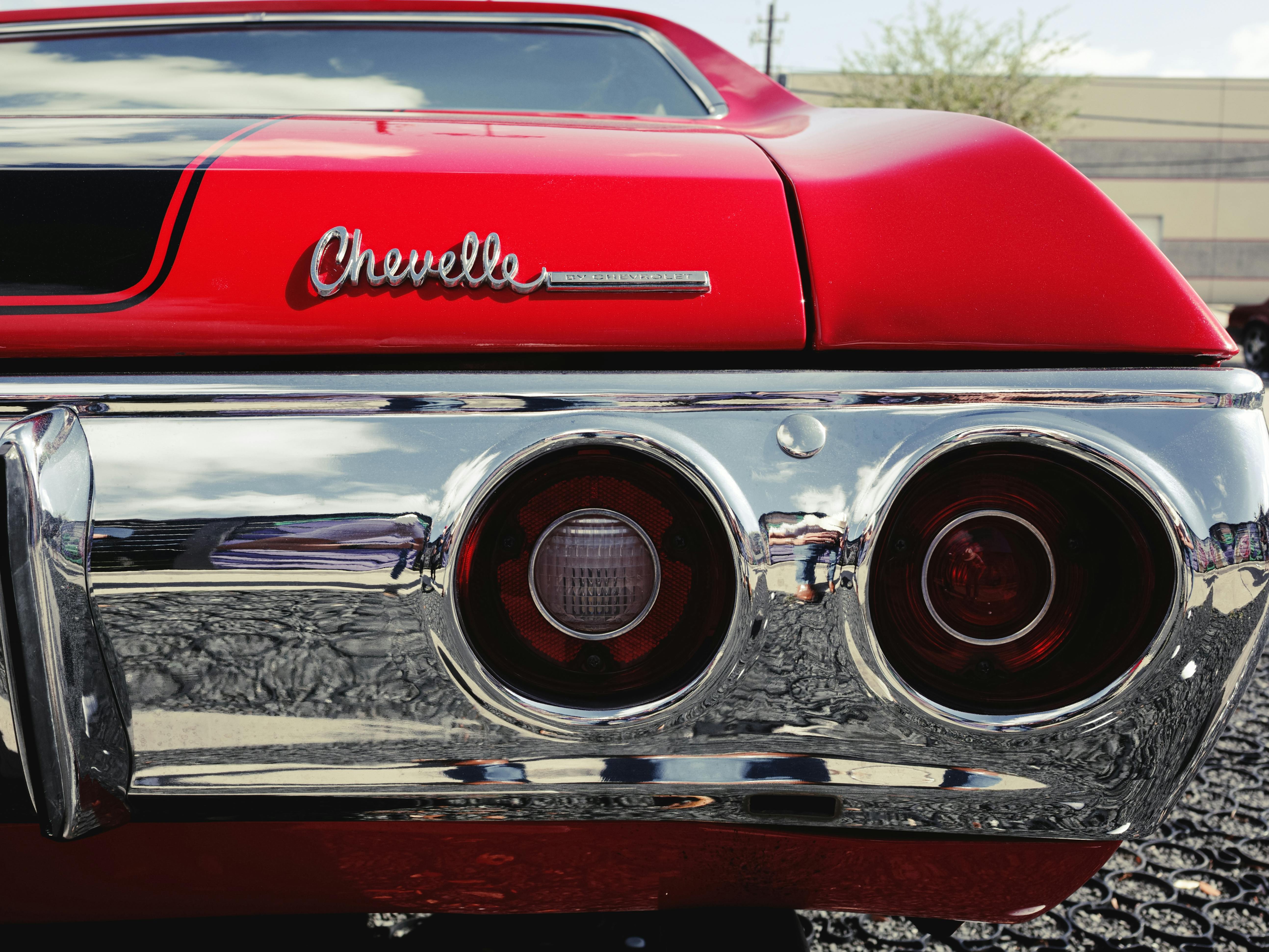 General Motors employees honored with Automotive News awards — Photo by Eddie O. on Pexels