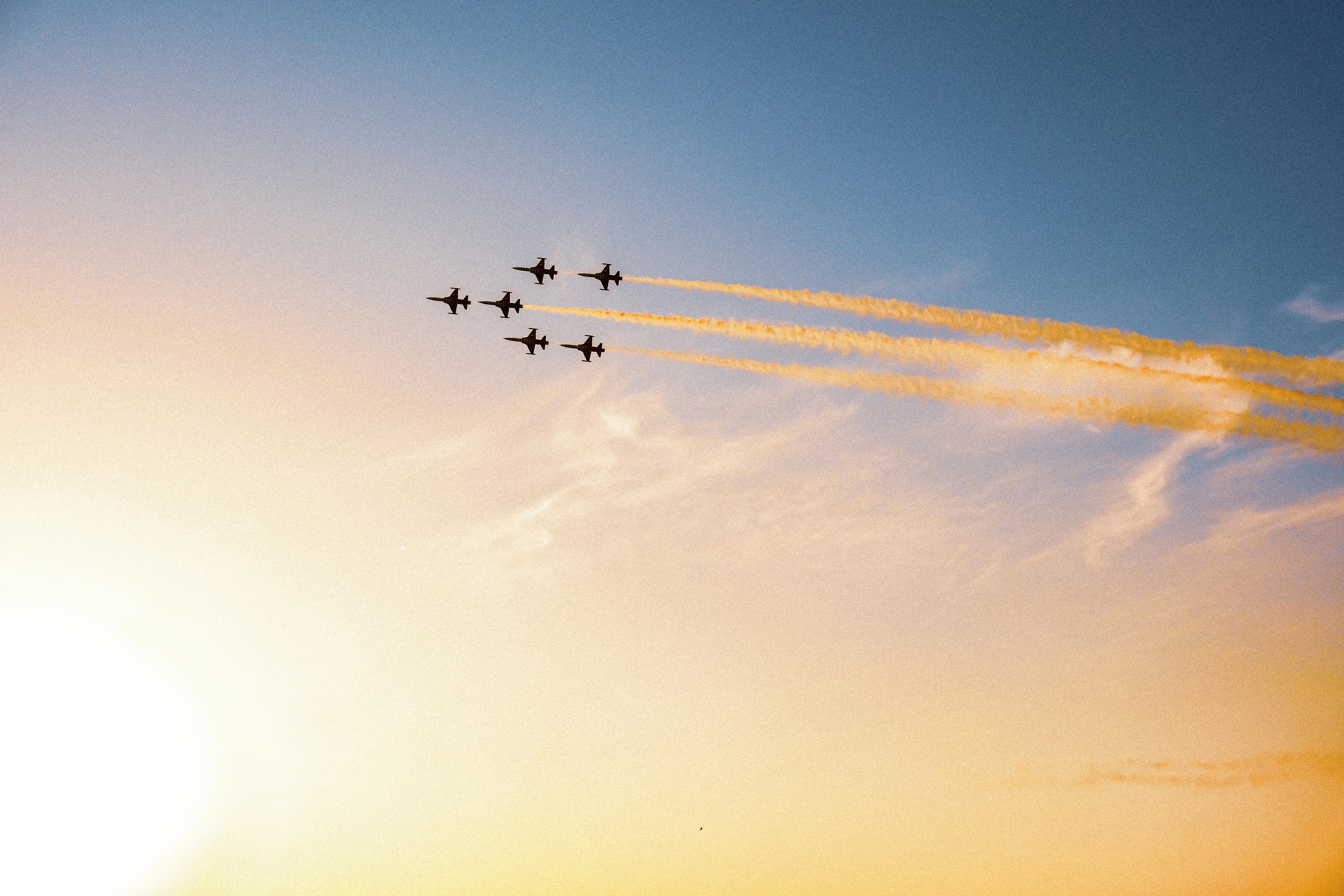 Fly for miles, meet your idols: Korean Air taps Weverse - The Korea Herald — Photo by Enis Pilgir on Pexels