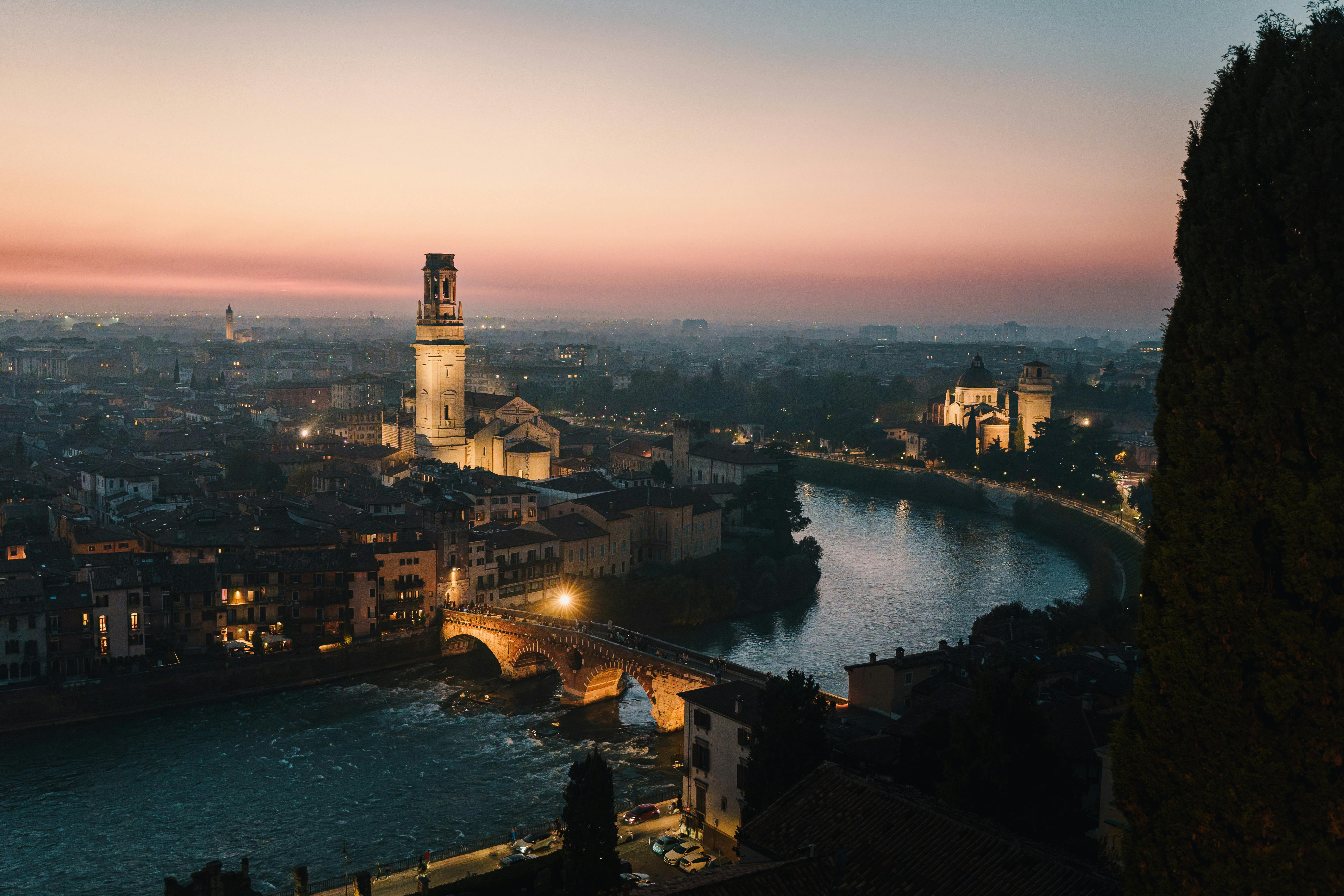 The Best Italy Travel Guide: Top Destinations and Tips for 2024