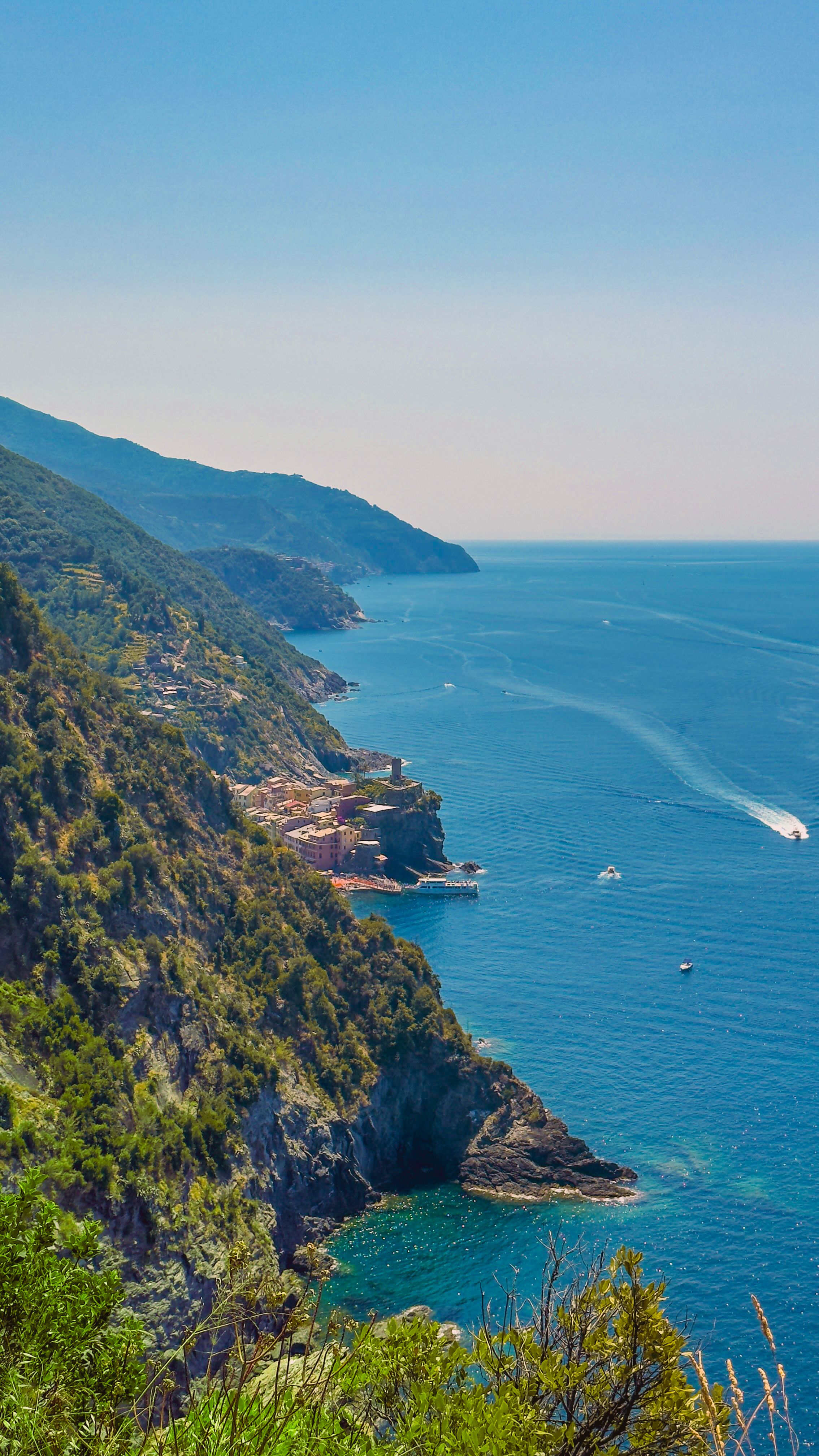 What is the best month to visit Cinque Terre?