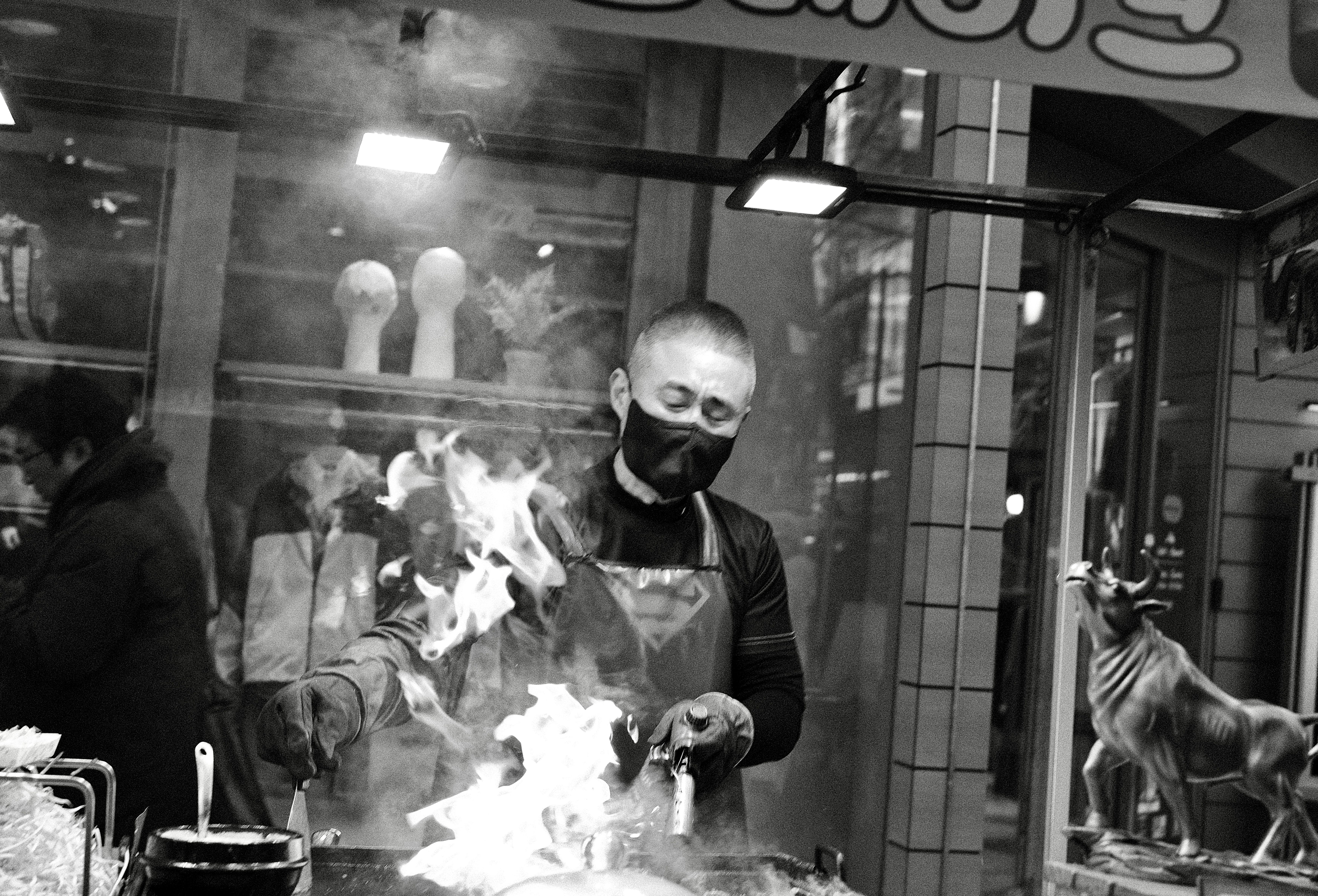 Sizzle Your Way Through Seoul: The Ultimate Samgyeopsal Hotspots!