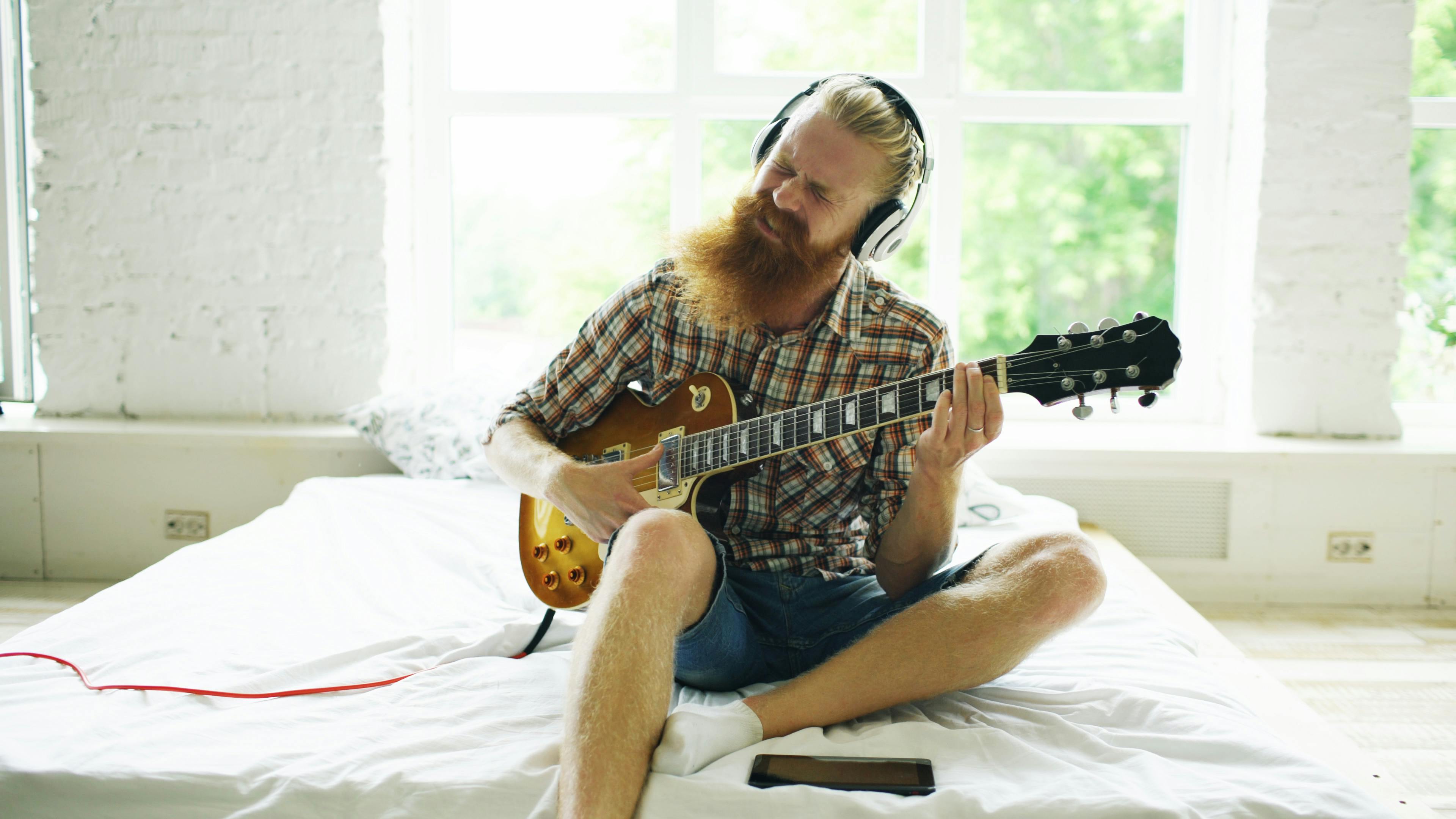 Music Discovery: More Channels, More Problems — Photo by Vitaly Gariev on Pexels