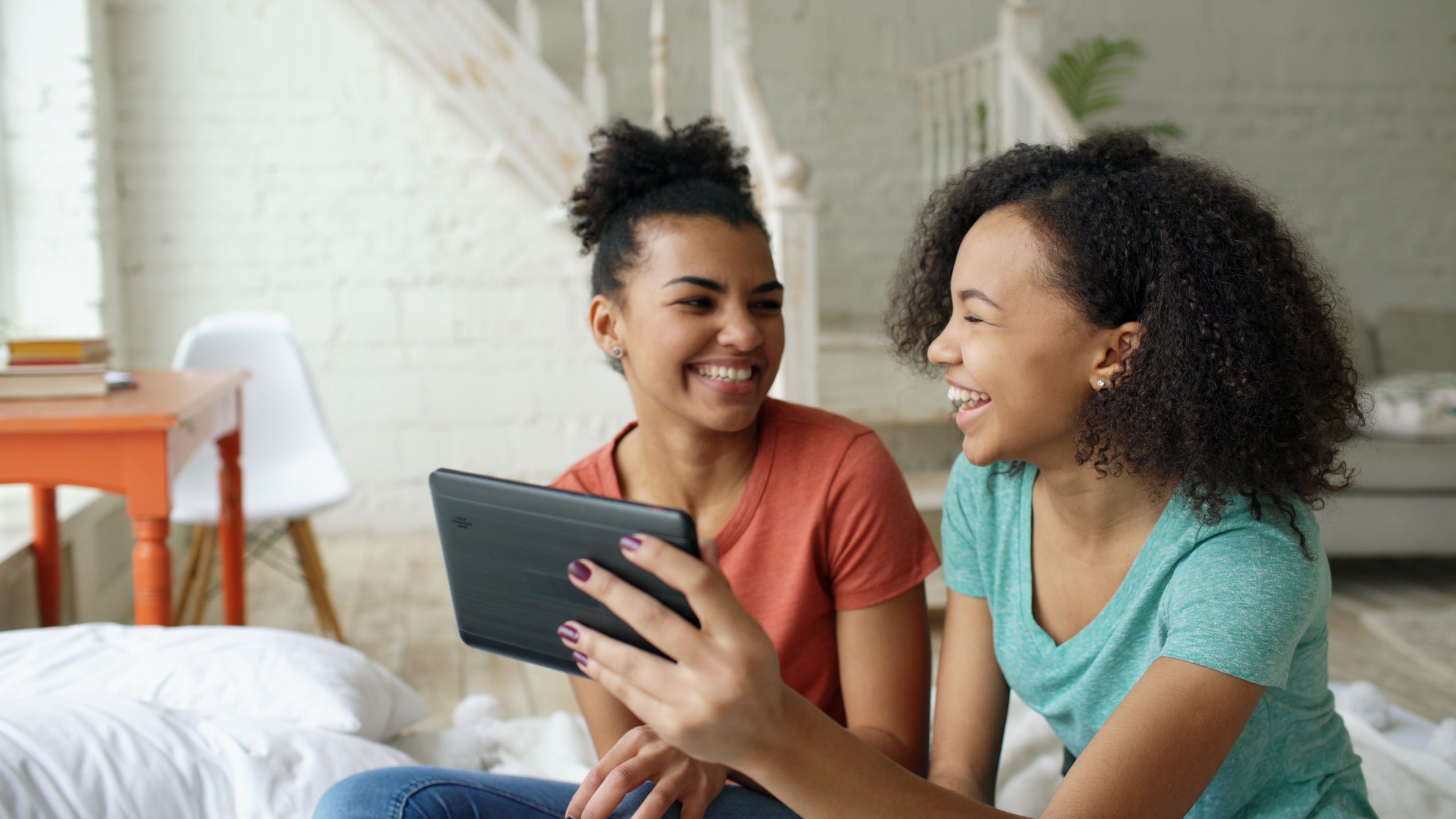 Budgeting for teens: 18 tips for growing your money young — Photo by Vitaly Gariev on Pexels