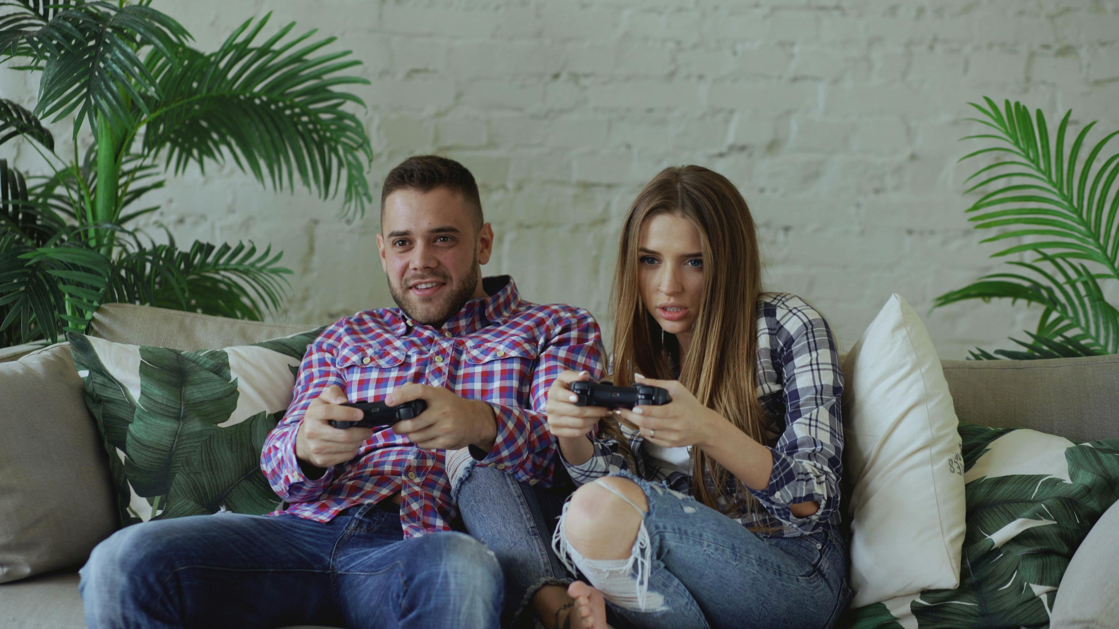 Atari teases the Gamestation Go, a retro gaming handheld, ahead of CES 2025 - The Shortcut — Photo by Vitaly Gariev on Pexels