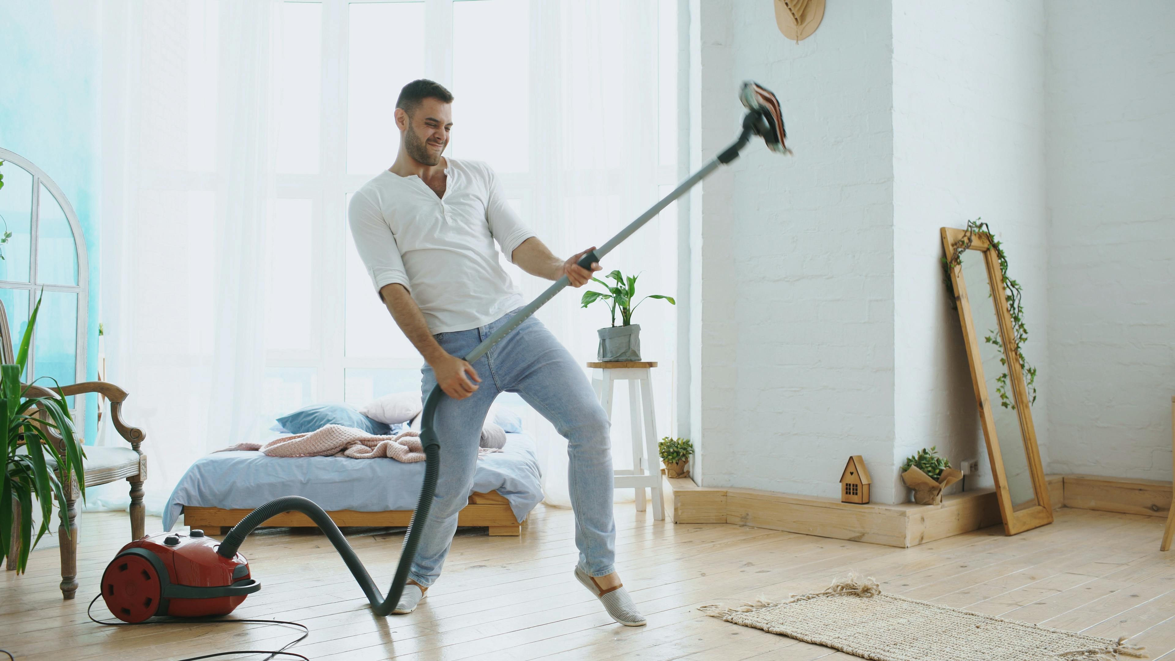 I Skipped Spring Cleaning for a “Mental Declutter”—Here’s What Worked (and What Didn’t) — Photo by Vitaly Gariev on Pexels