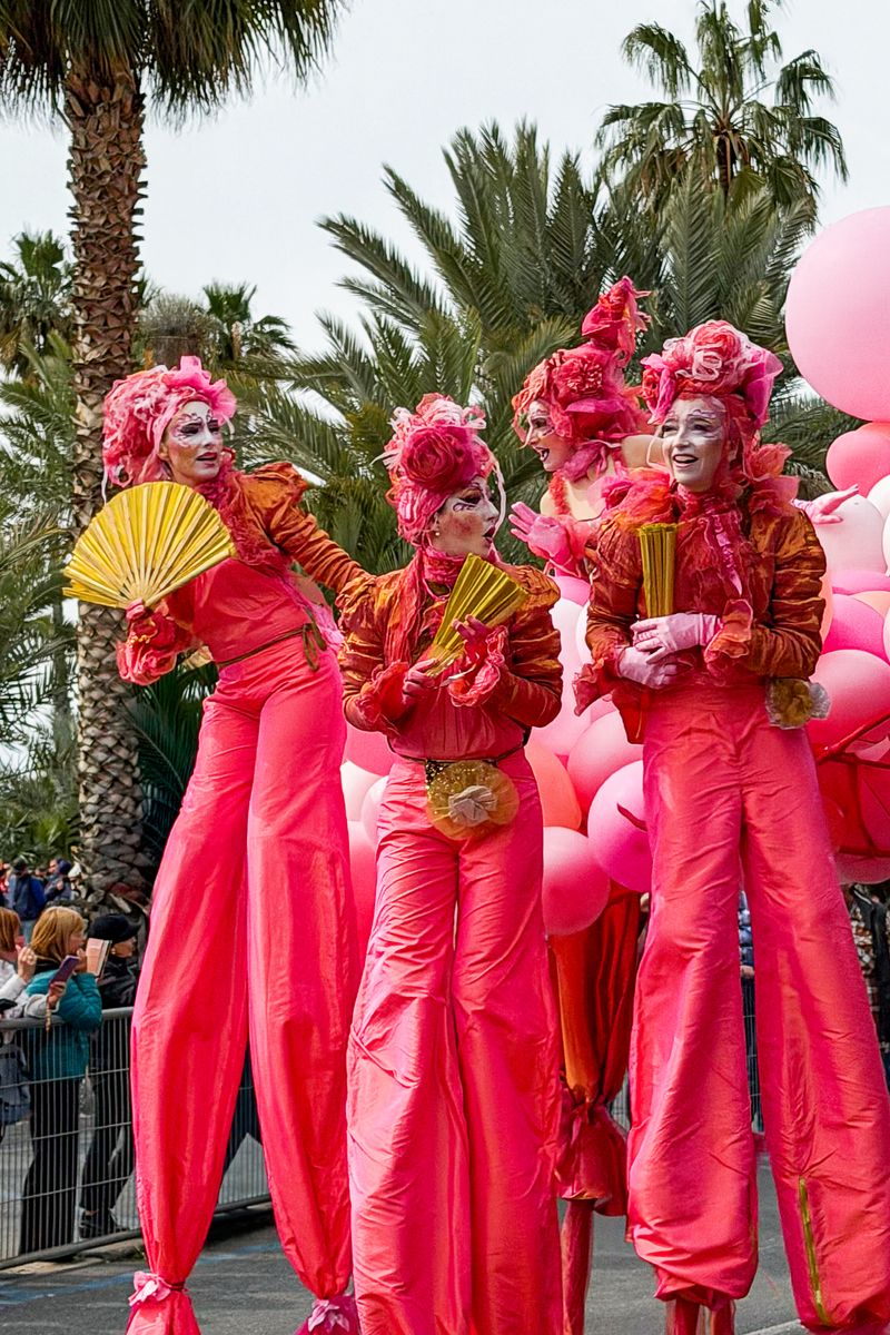 Stilt Walkers