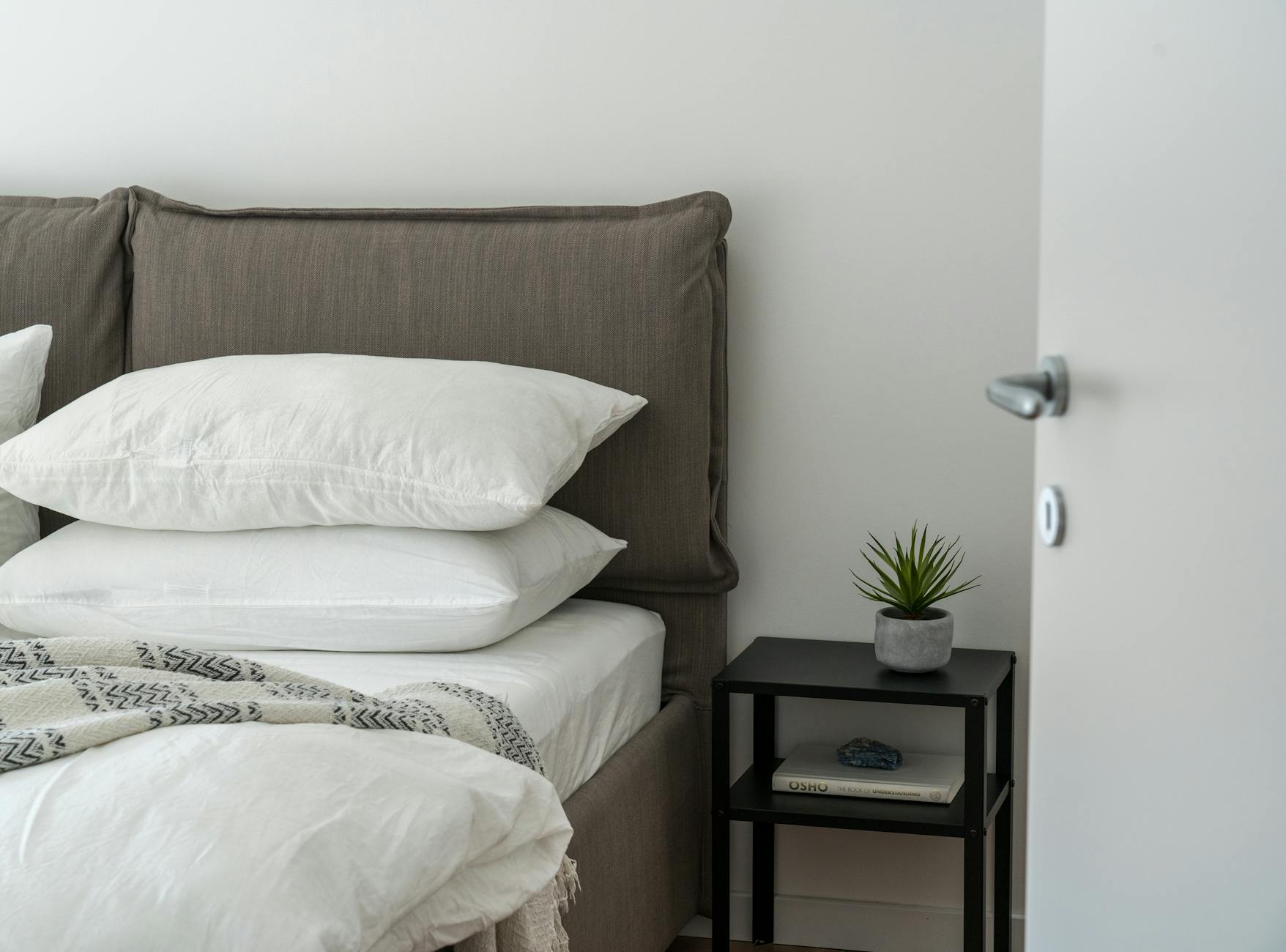 Promo Kredit Bed Set Quantum di Jaten Bulan Ini - Nana Columbus