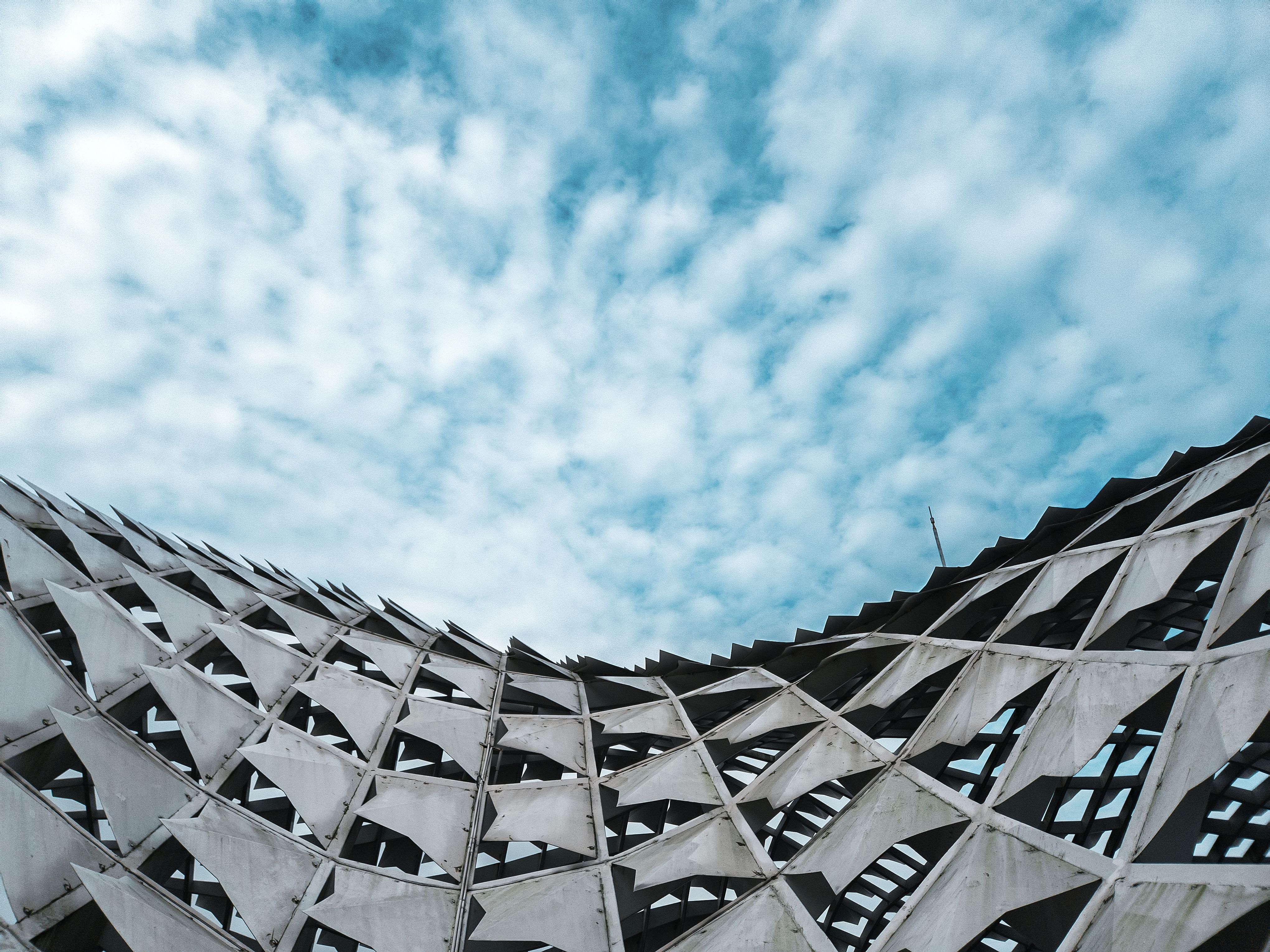 software engineering cloud-native — Photo by Maksim Shiriagin on Pexels