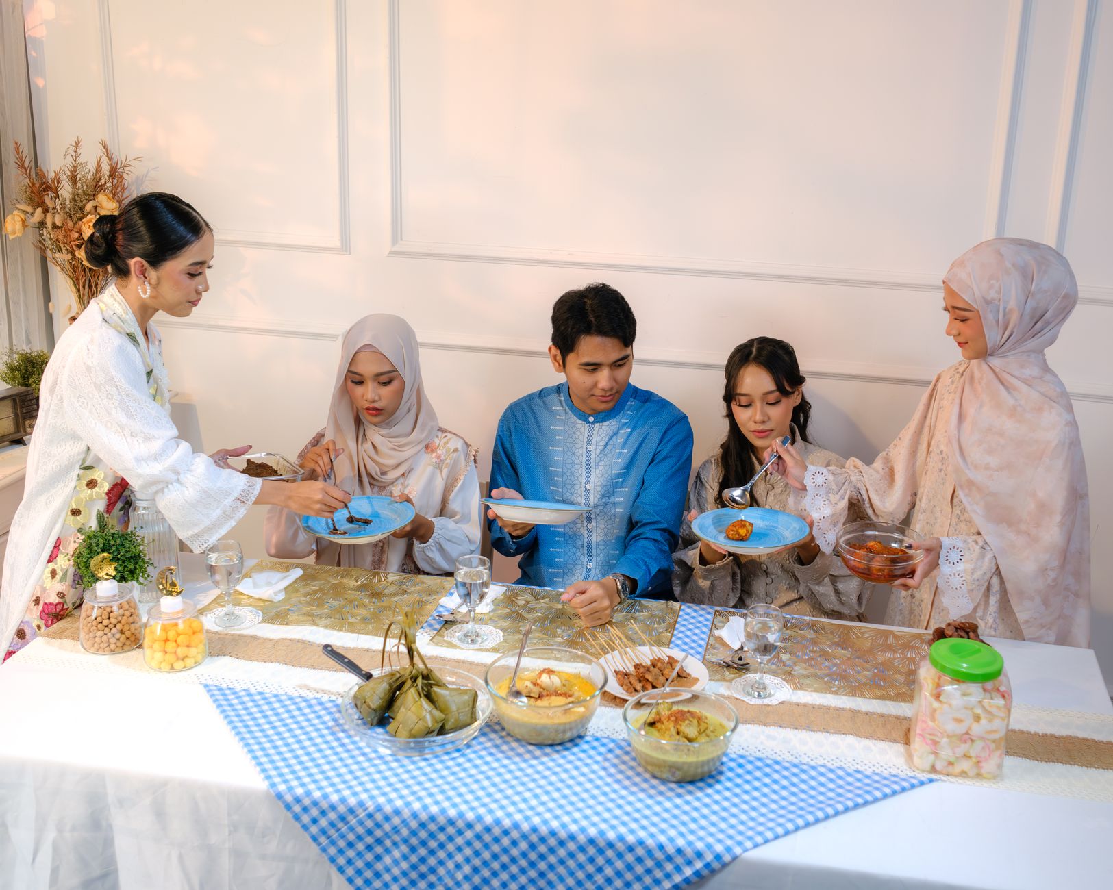 Elite School Iftar Event Organizer in Egypt | Premium Ramadan Setups — From Sheikh Zayed to the North Coast: Geographic Bread