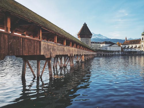 Fotobanka s bezplatnými fotkami na tému drevený most, historická architektúra, historická lokalita