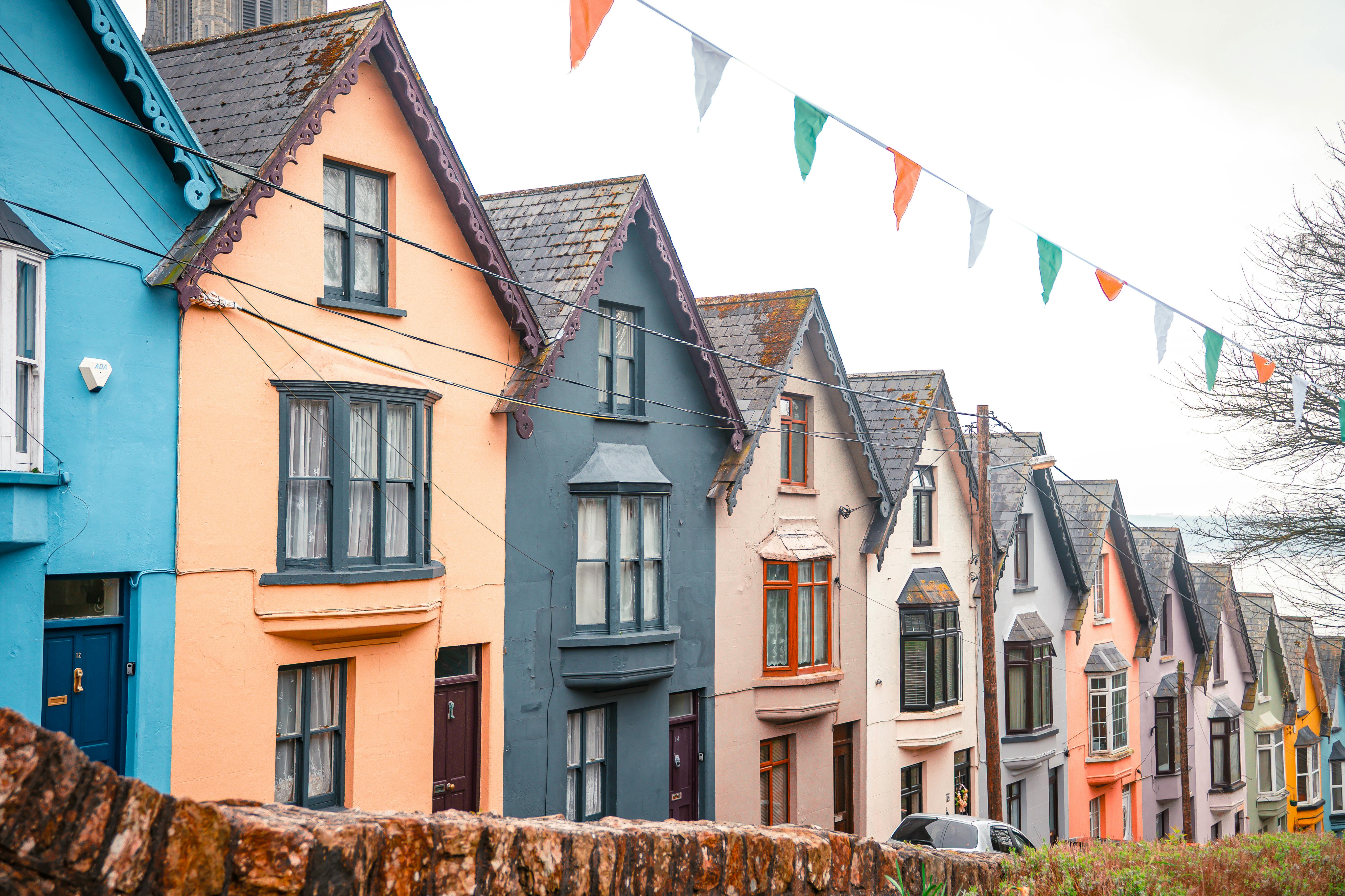 15 Irish travel experts to follow on Instagram for cheap flights, budget breaks and last-minute deals — Photo by Gonzalo Face