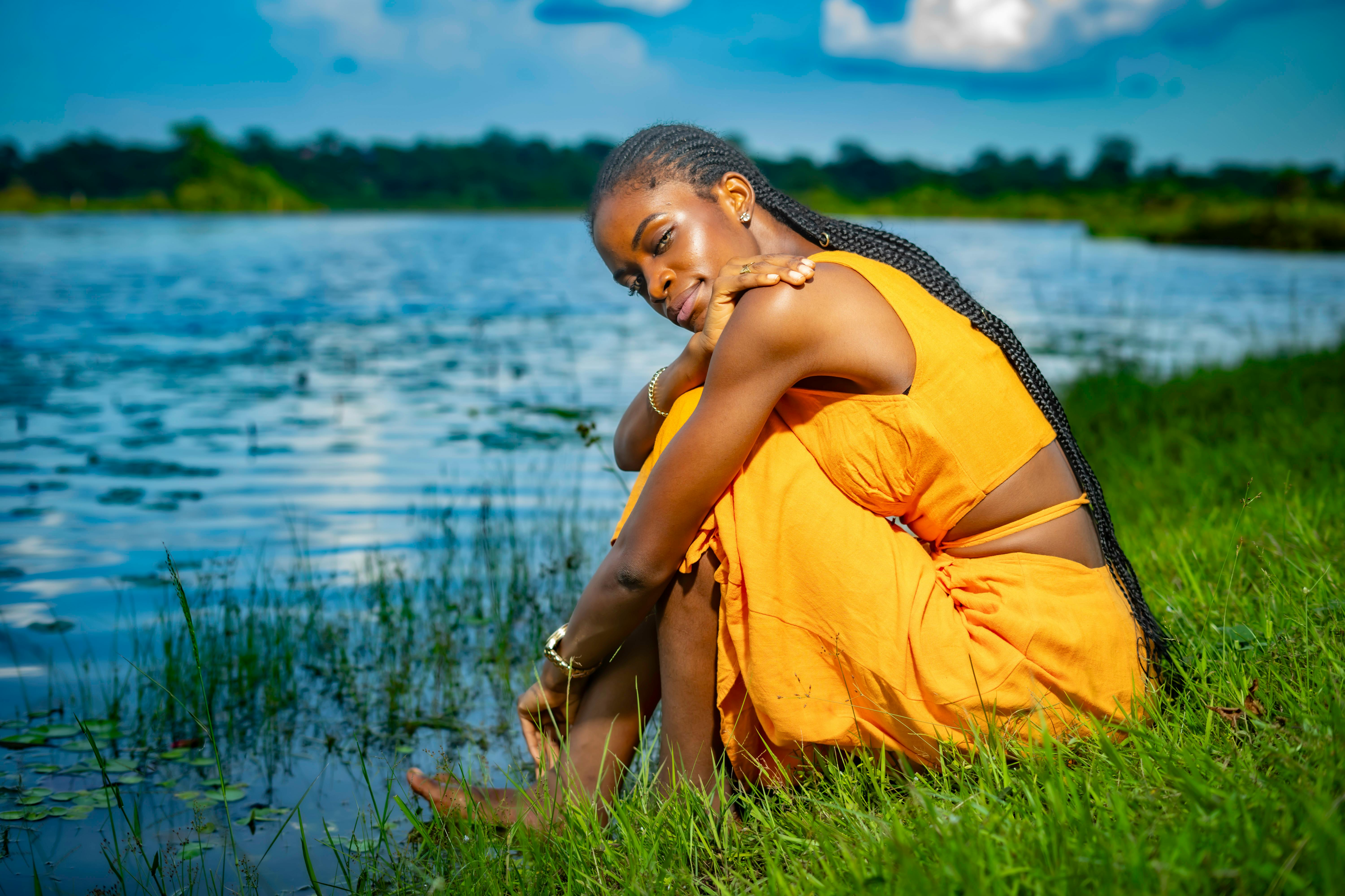 Manifesting Glowy Skin in 2026? Derms Say a Skincare Routine Like This Is a Must — Photo by Tappiah Sesay on Pexels