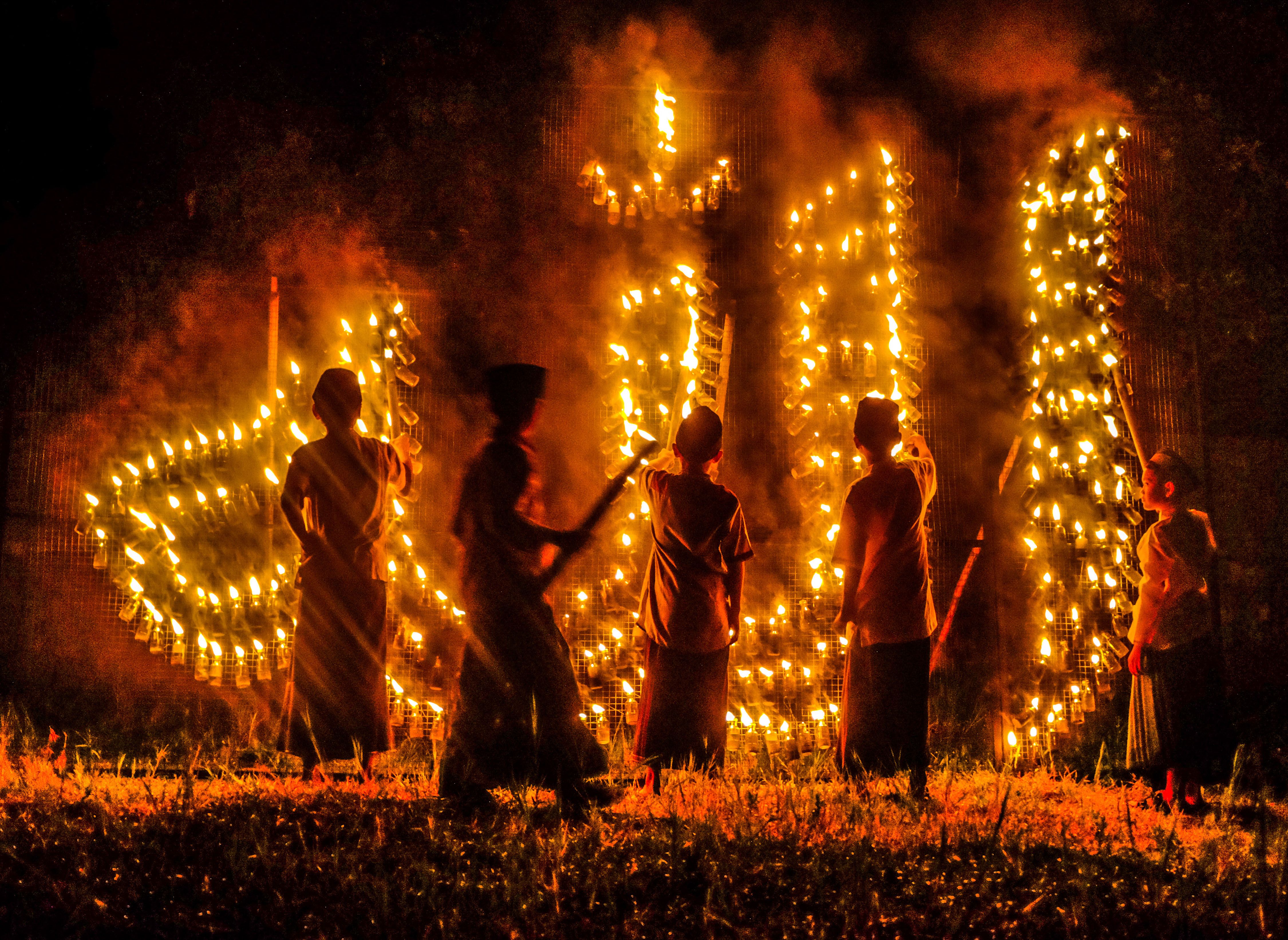 Pawai Obor Ramadan 1447 H Padang Panjang
