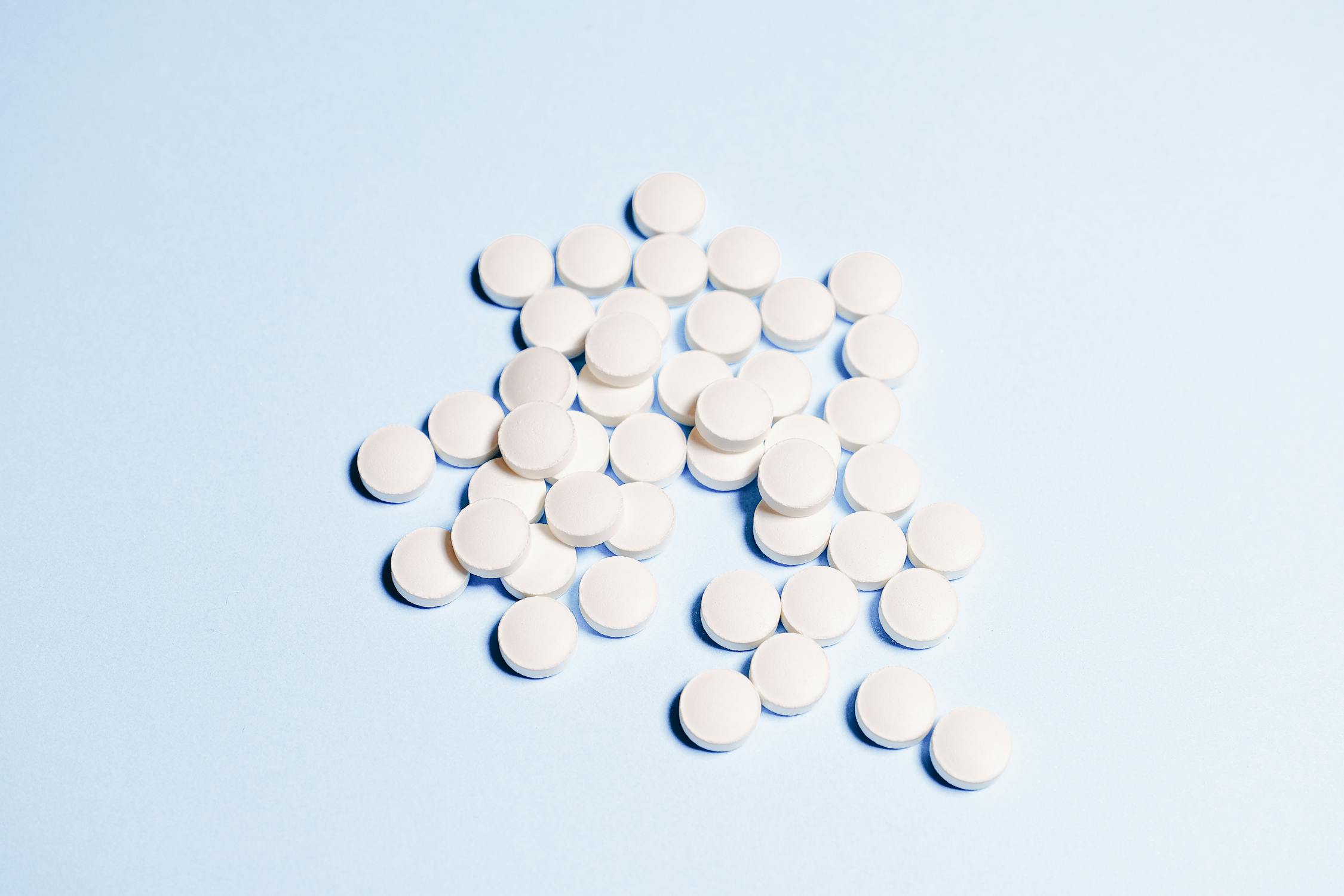 Pill 027 Round White 54