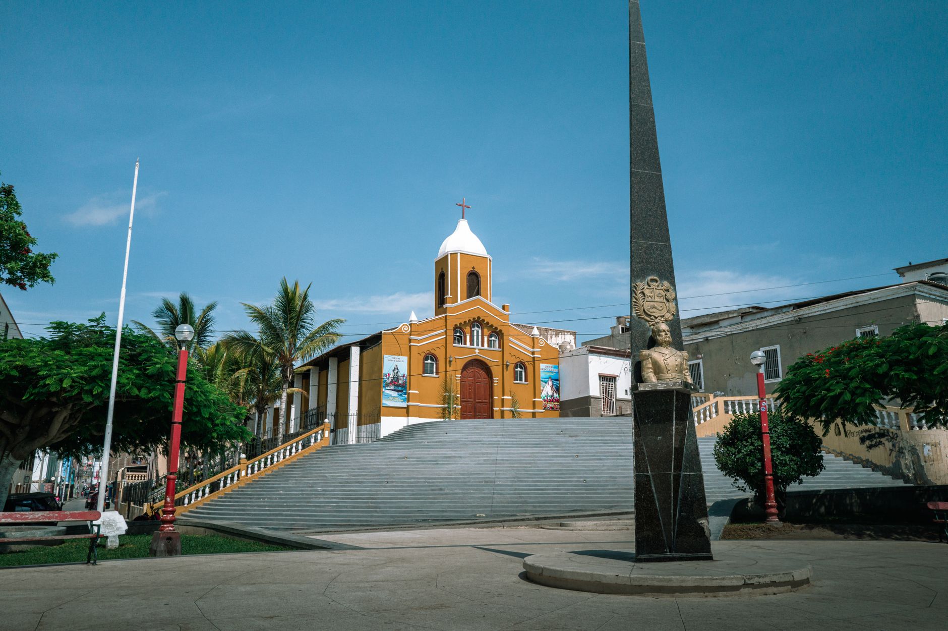 Popular sights in La Libertad Landmarks in La Libertad