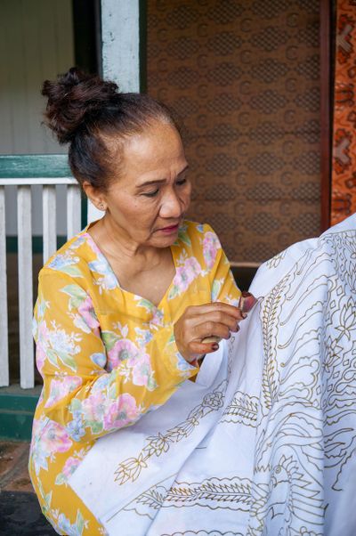 Batik & pareo textiles
