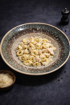 Tortellini Primavera Parmesan