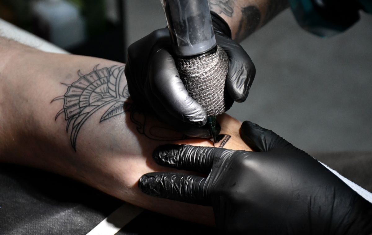 Tattoo Studio Website: Should Fine Line Style and Deposit Info Be Front and Center?
