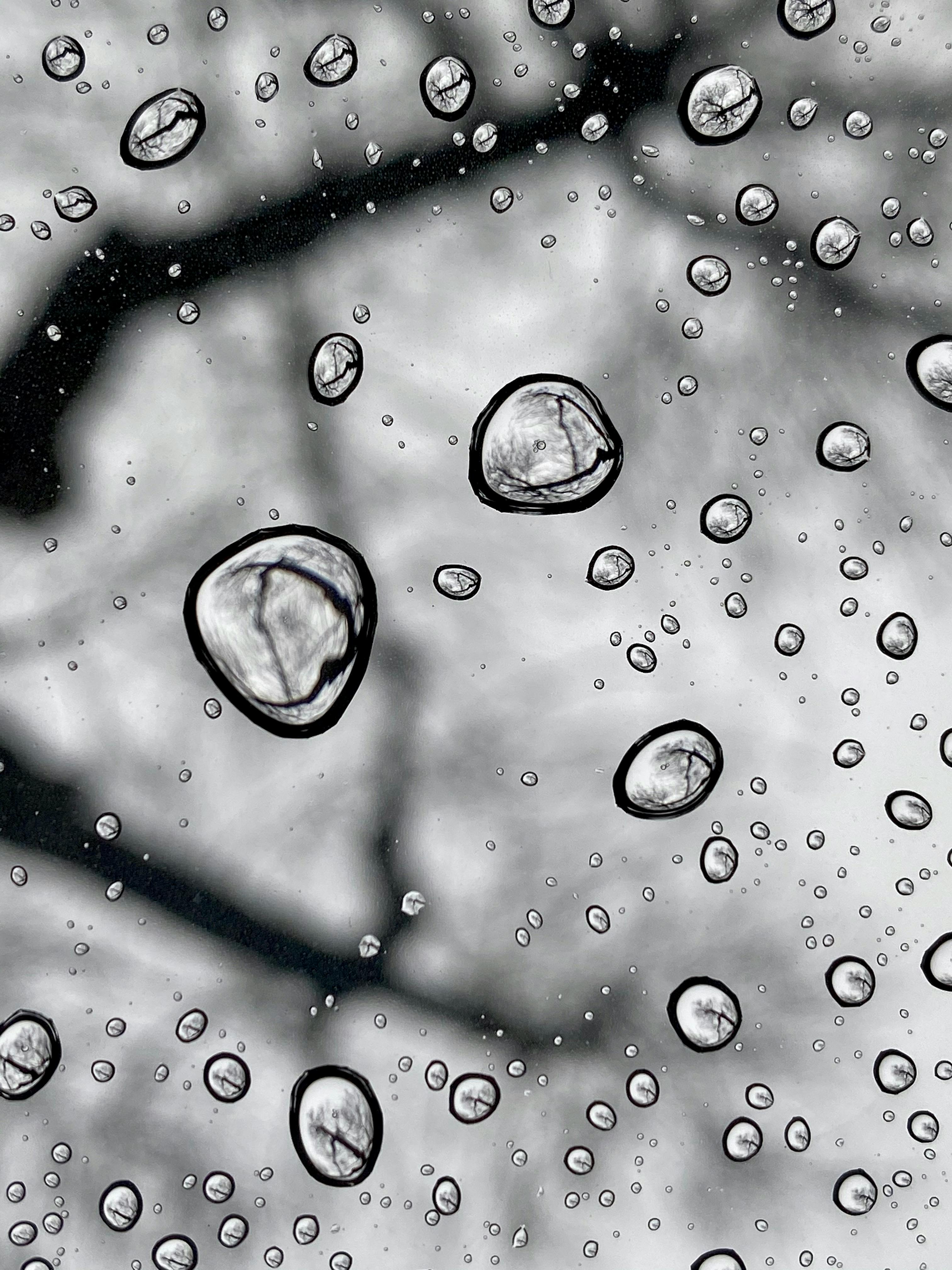 water drop photography black and white