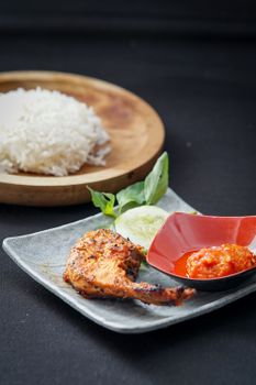 Chicken Thigh, Grilled With Sauce, Skin Eaten