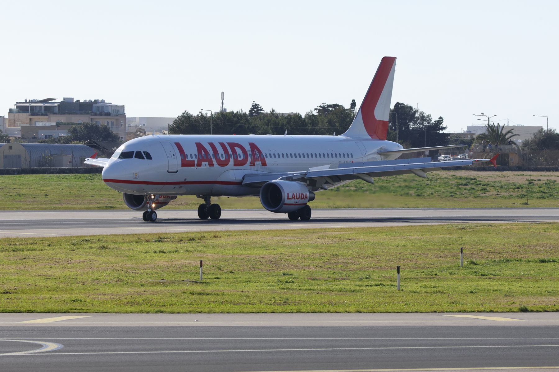 Where to Stay Near Larnaca Airport Before an Early Flight
