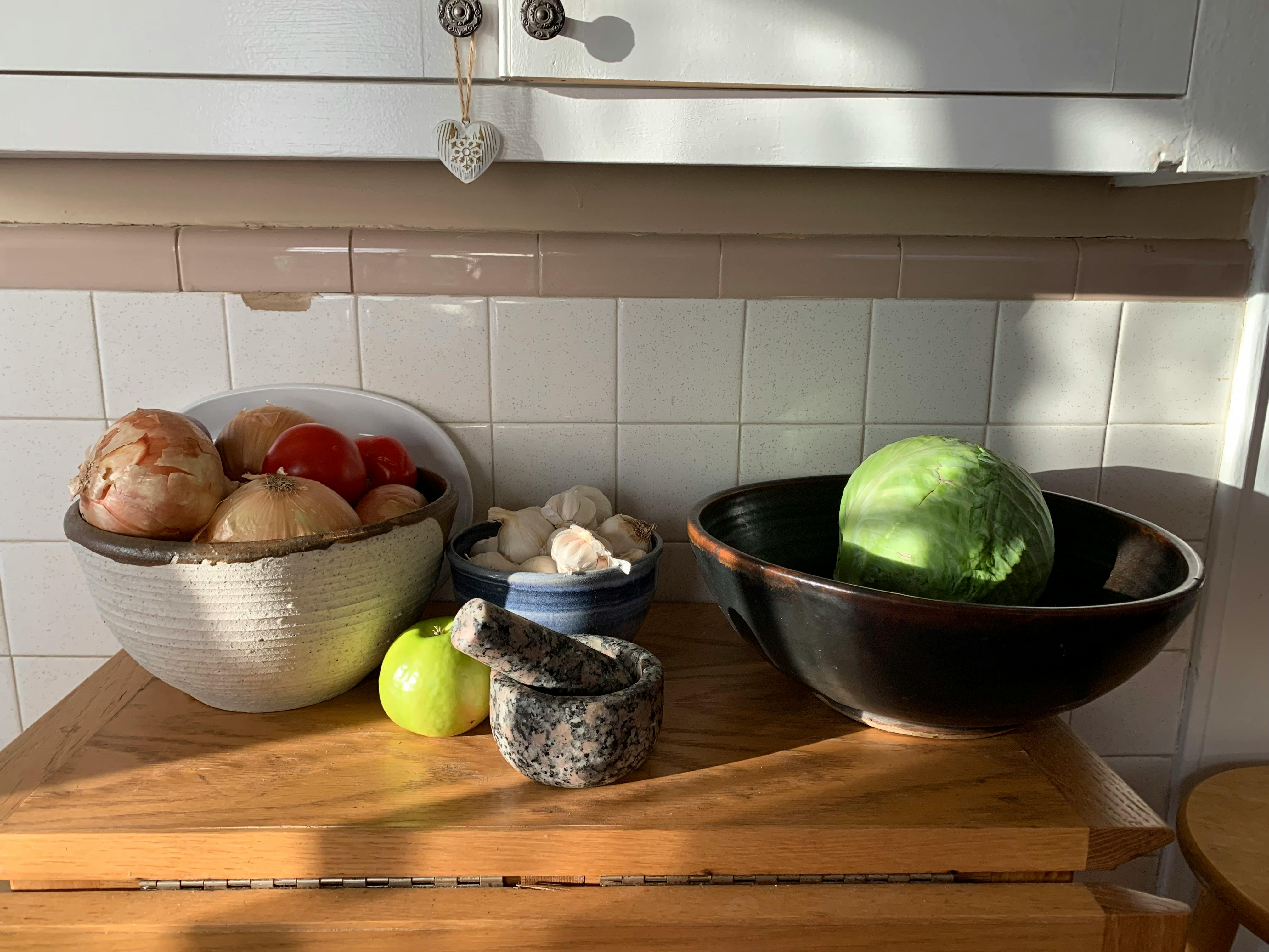 For Neurodivergent Cooks, Kitchen Hacks Are Lifelines — Photo by Design Diva on Pexels