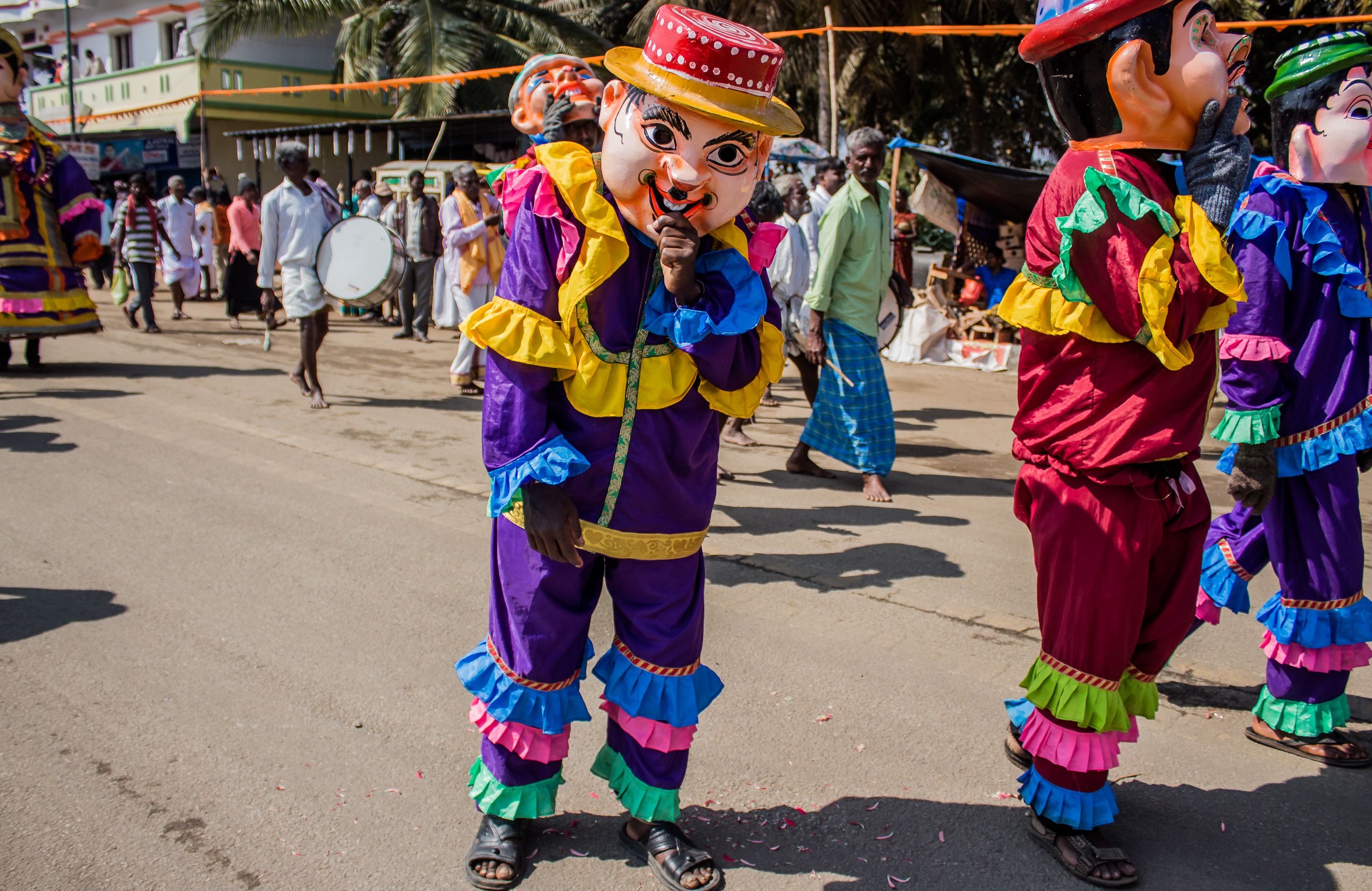 Festive, carnival or other entertainment articles, including conjuring tricks and novelty jokes