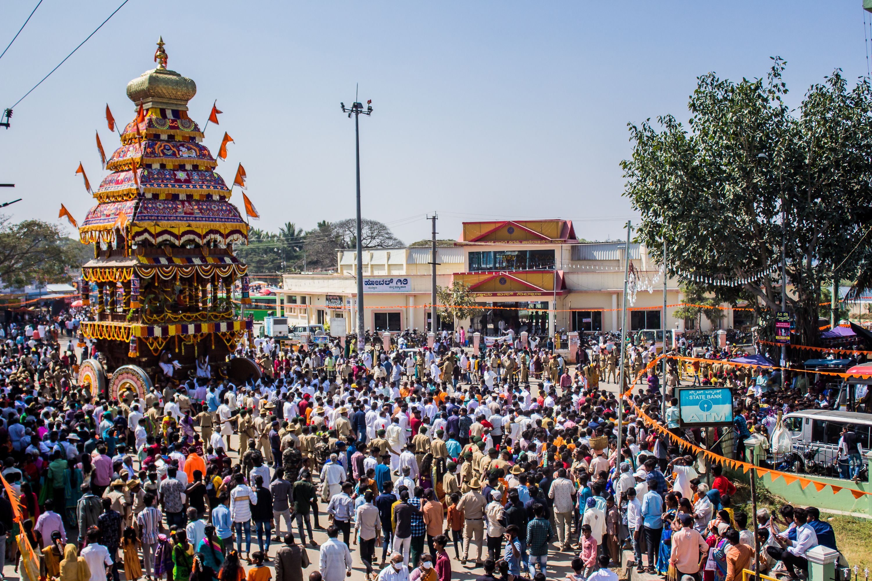 Vibrant Indian Festival Procession with Crowd · Free Stock Photo