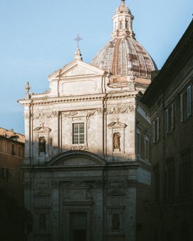 Capture of a historic church with a grand dome in a classic European architectural style.