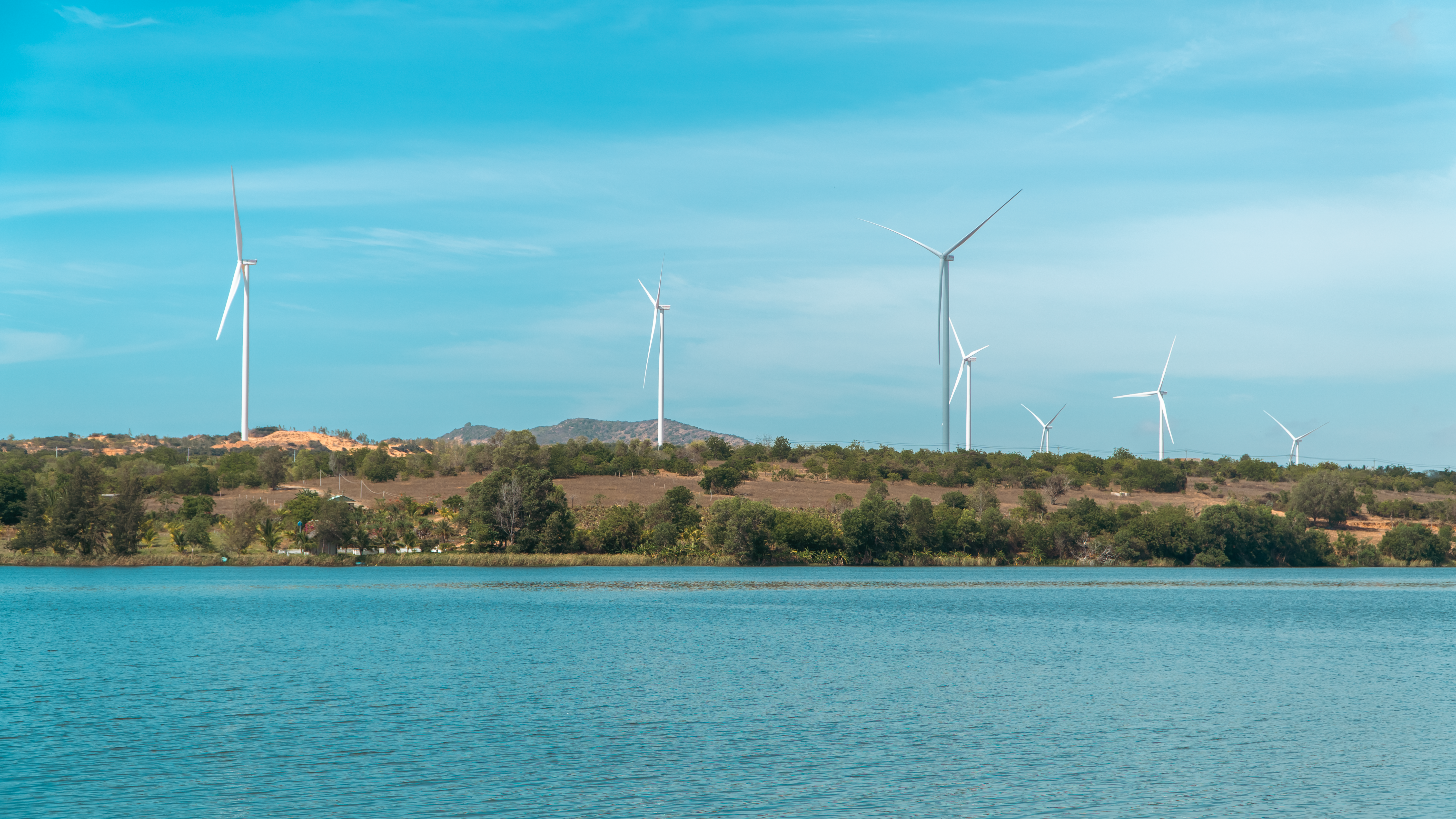 Transition to Sustainable Energy and the Role of Geneva — Photo by Phát Trương on Pexels