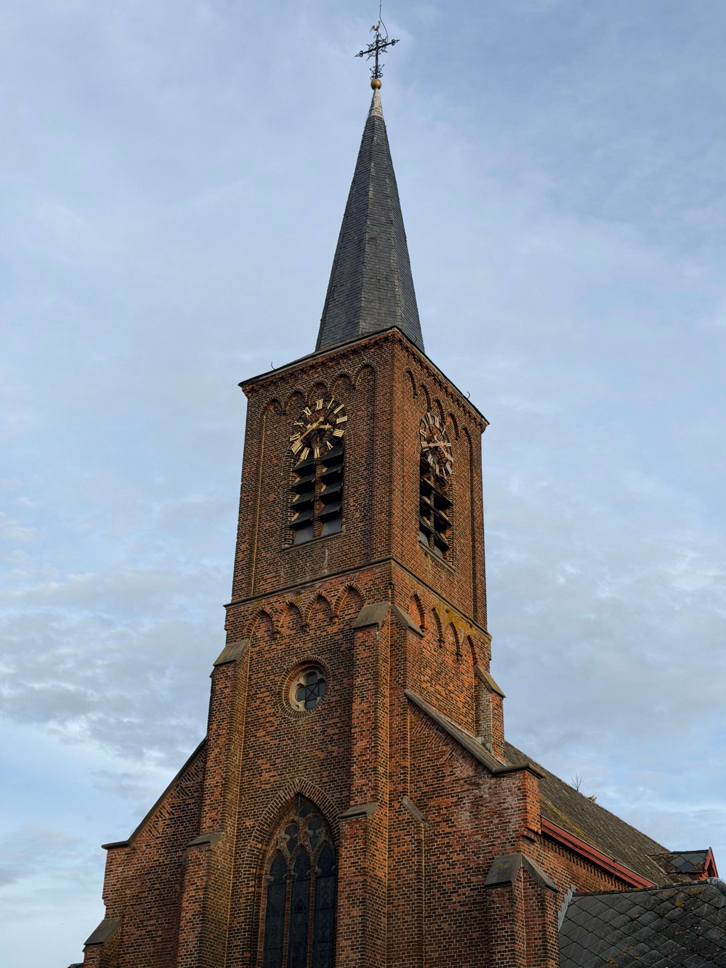 historic-brick-church-tower-in-geel-belgium-free-stock-photo