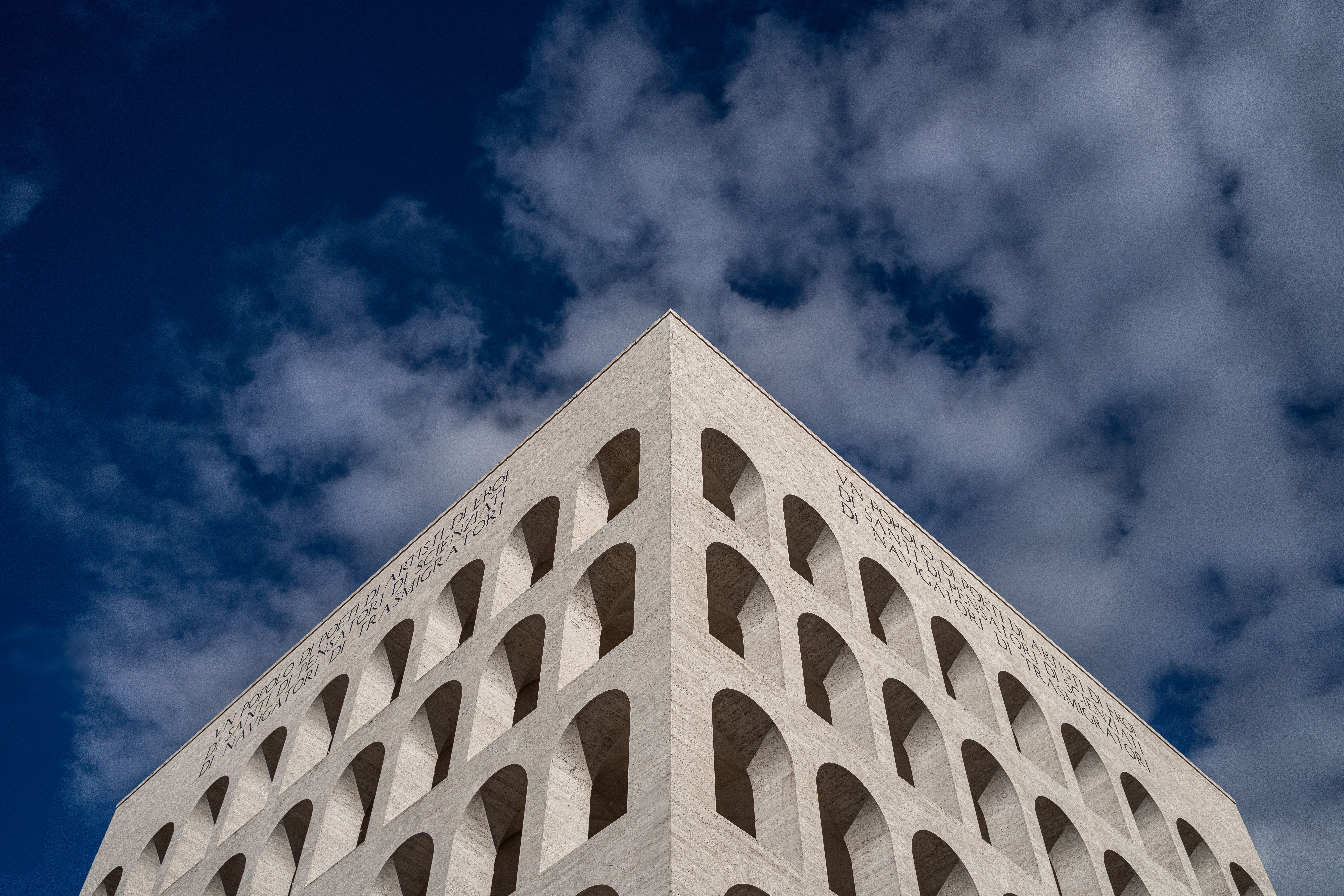 Palazzo M (Palazzo della Prefettura)