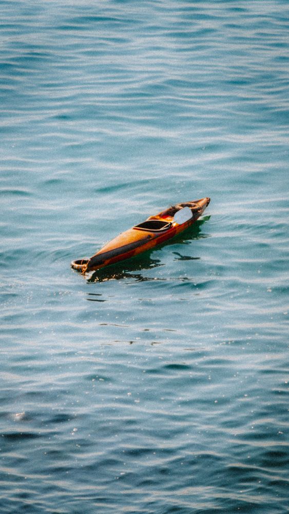 Empty Kayak Photos, Download The BEST Free Empty Kayak Stock Photos ...